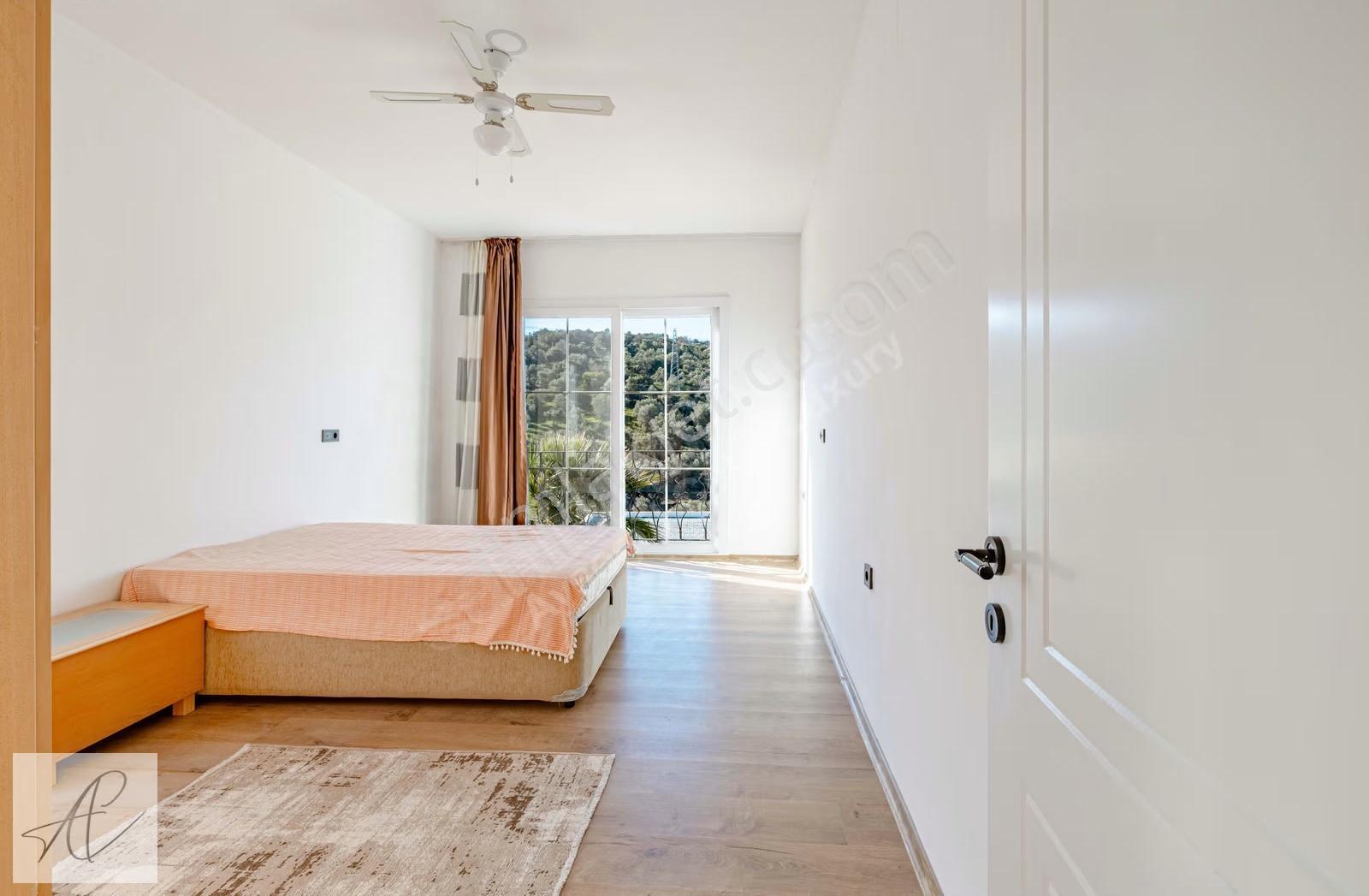 Kiralık Meşelik Doğa Manzaralı Müstakil Havuzlu 5 + 1 - Görsel 17