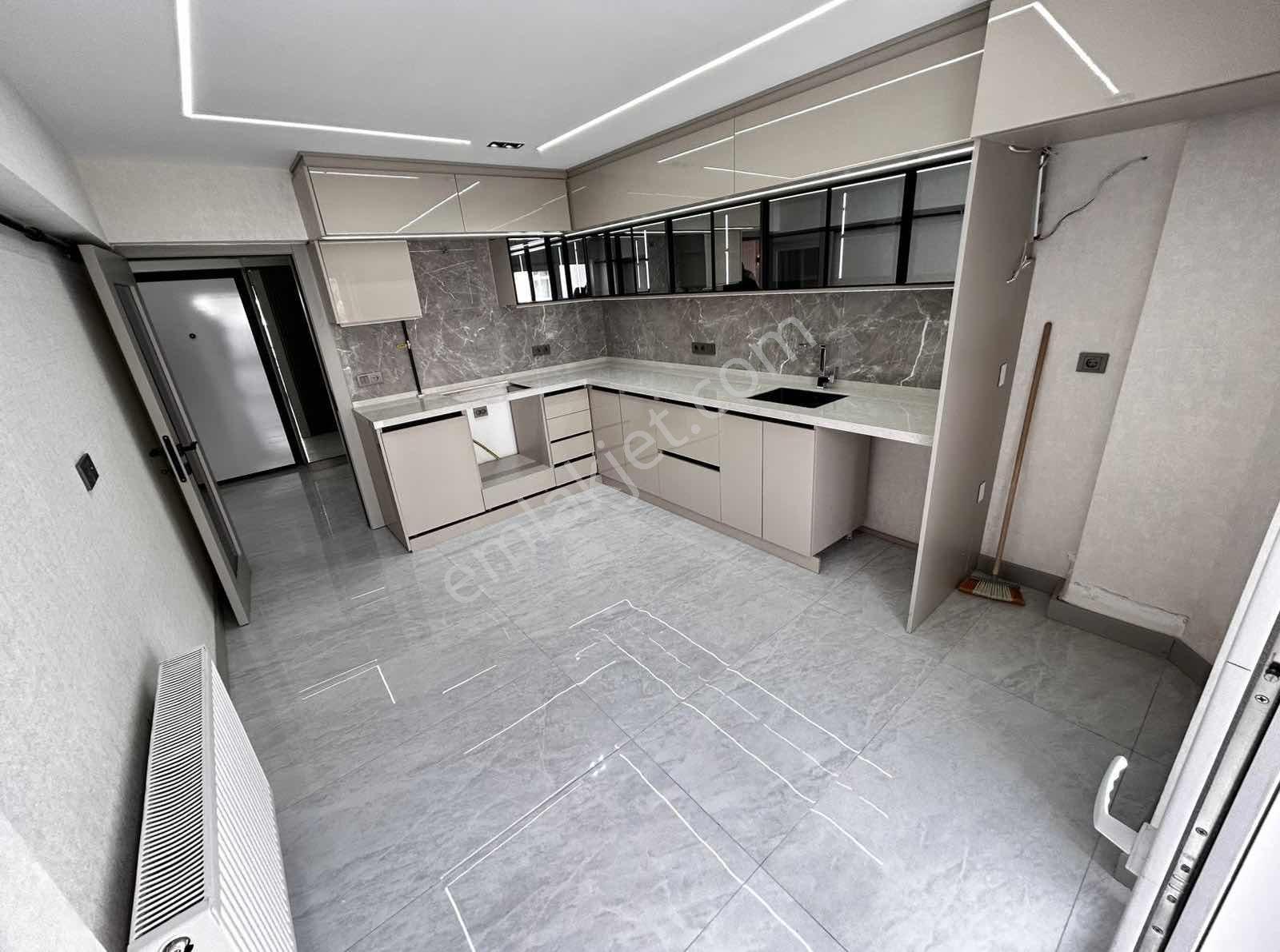 (3297) Uyanışta 1. Kat Ön Cephe E.banyo Ultra Lüx 4+1 Daire - Görsel 19