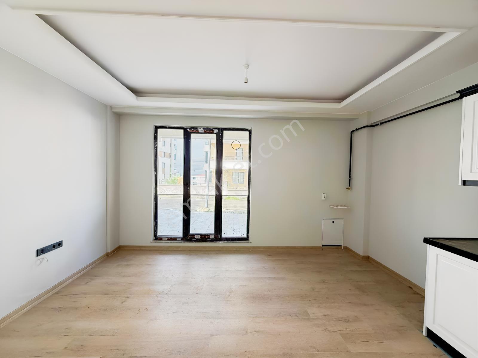 Fmc Gayrimenkul'den Bornova Caddesinde Satılık Fırsatt 1+1 Daire - Görsel 5