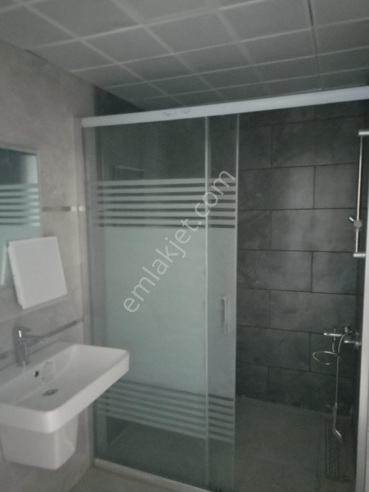 Göl Manzaralı Kapalı Mutfaklı 3+1 Kiralık Daire - Görsel 17