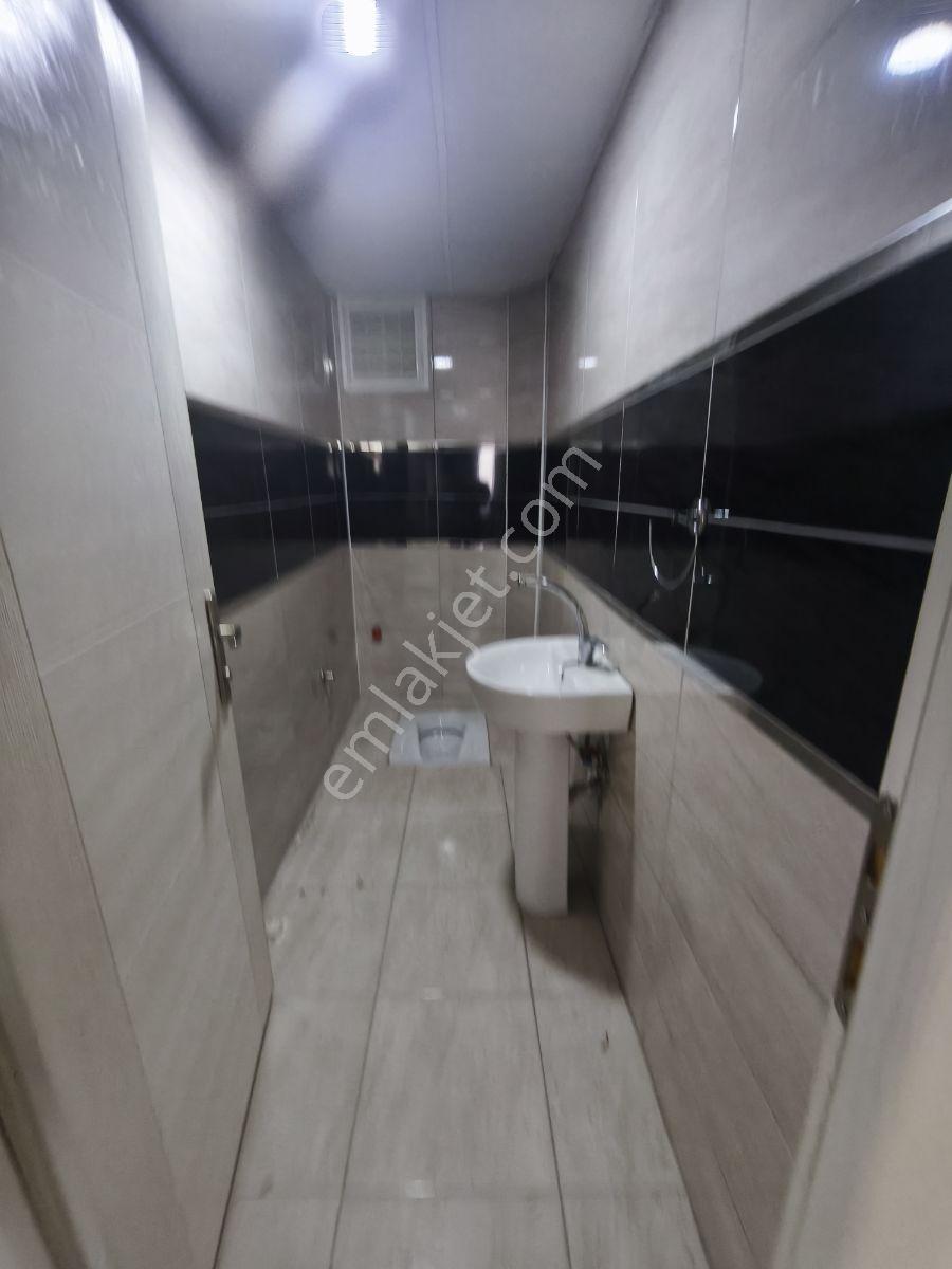 Fırsat Var.tek Apartmanı 3.katta 4+1 160 M2 Ara Kat Daire - Görsel 6