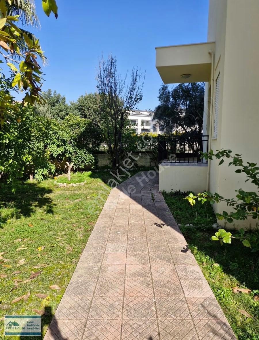 Side Kemer De Havuzlu Site İçerisinde 4+1 Dubleks Daire - Görsel 9