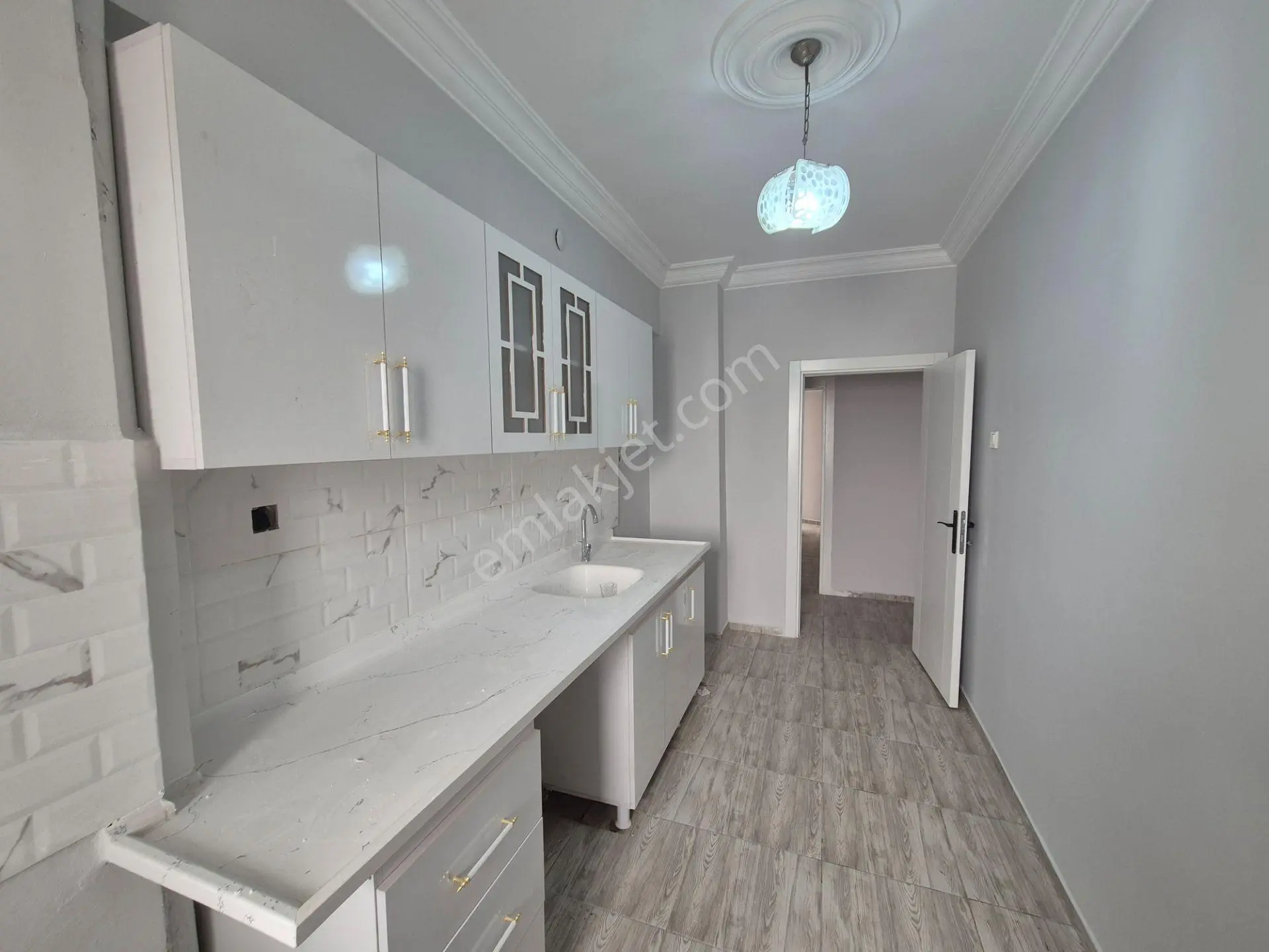 Prestij'den Gazi Mah'de Muğdat Cami Civarı Asansörlü 3+1 Daire - Görsel 4