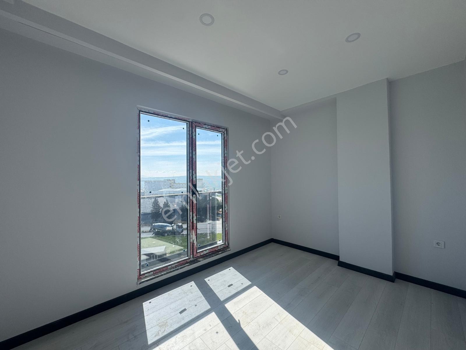 İstiklal Mahallesinde Şehir Manzaralı 1+1 , 2+1 Lüx Daire - Görsel 27