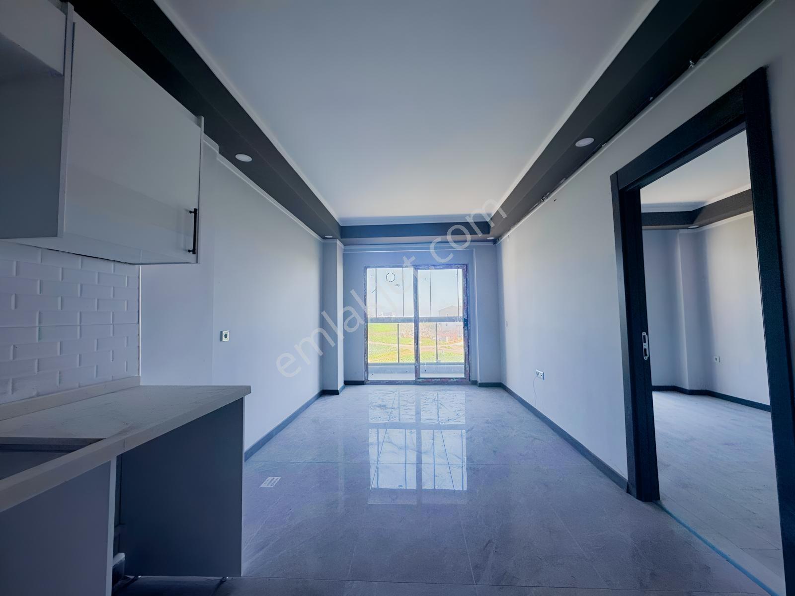 İstiklal Mahallesinde Şehir Manzaralı 1+1 , 2+1 Lüx Daire - Görsel 18
