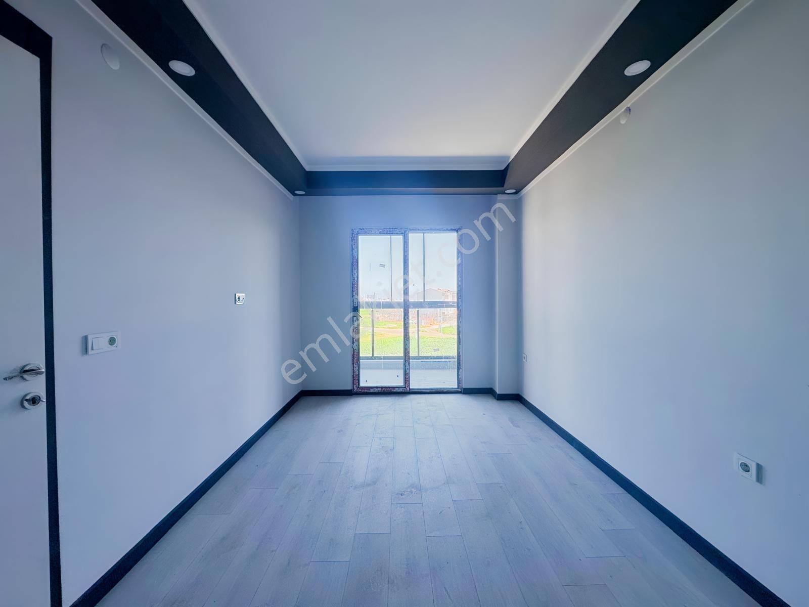 İstiklal Mahallesinde Şehir Manzaralı 1+1 , 2+1 Lüx Daire - Görsel 12