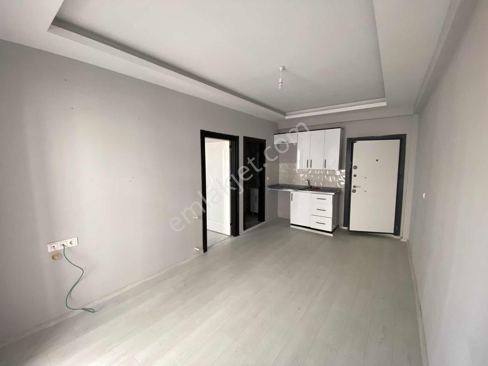 Osmangazide Satlık 1+1 İskanlı Daire - Görsel 7