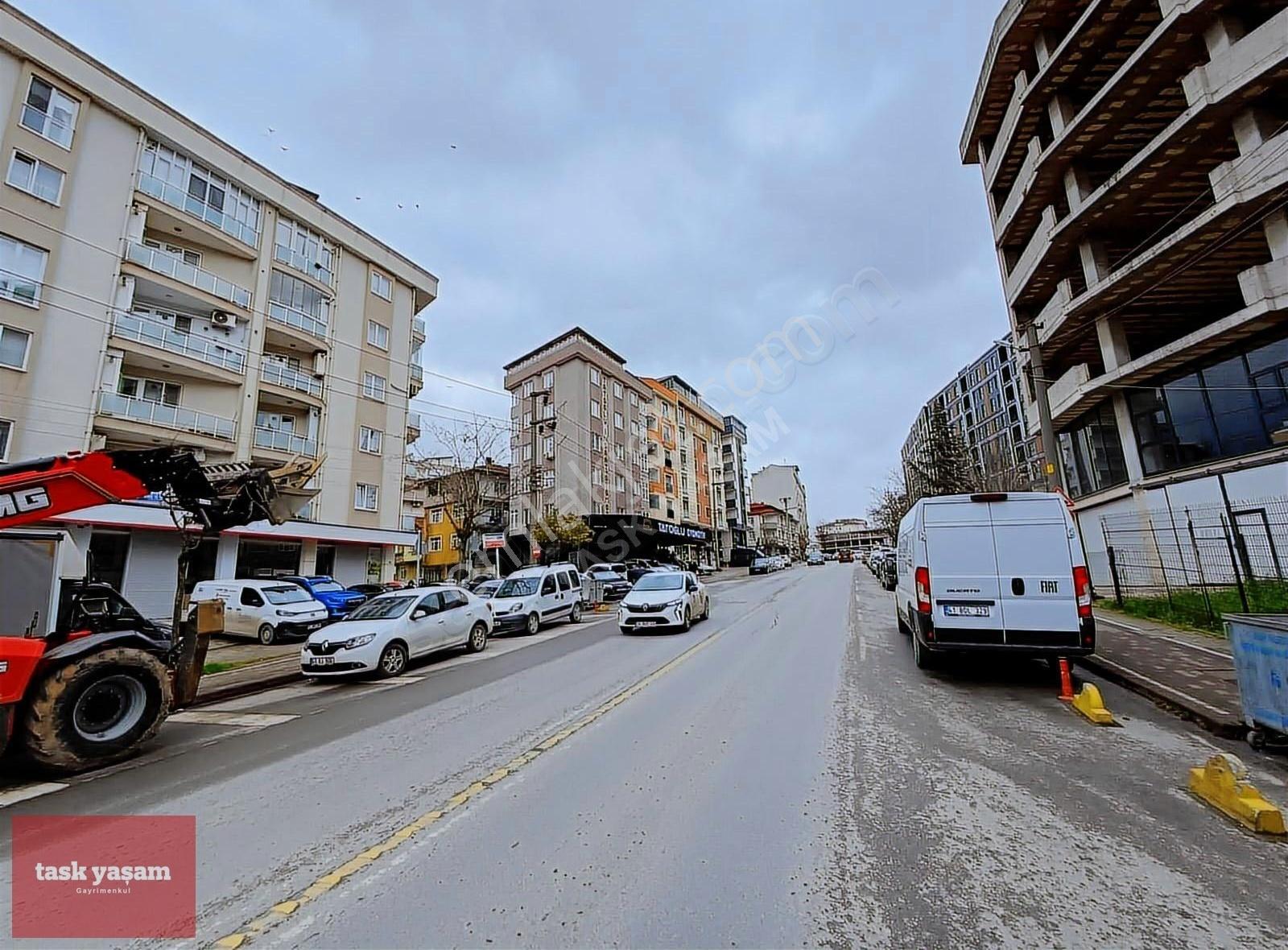 Gebze Osmanyılmaz Merkezi 360 M² Depolu Kiralık Dükkan - Görsel 7