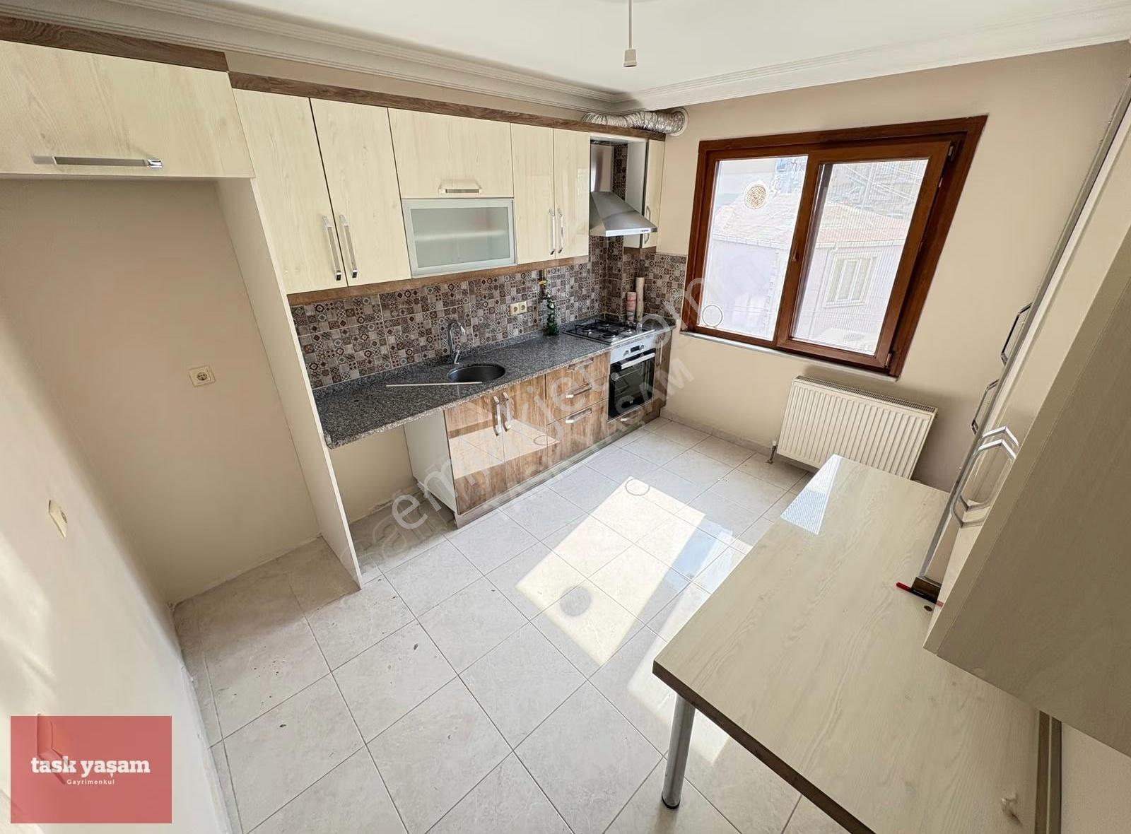 Köşklüçeşme Yeni Bağdat Cad.'de Ön Cephe 2+1 Geniş Satılık Daire - Görsel 23