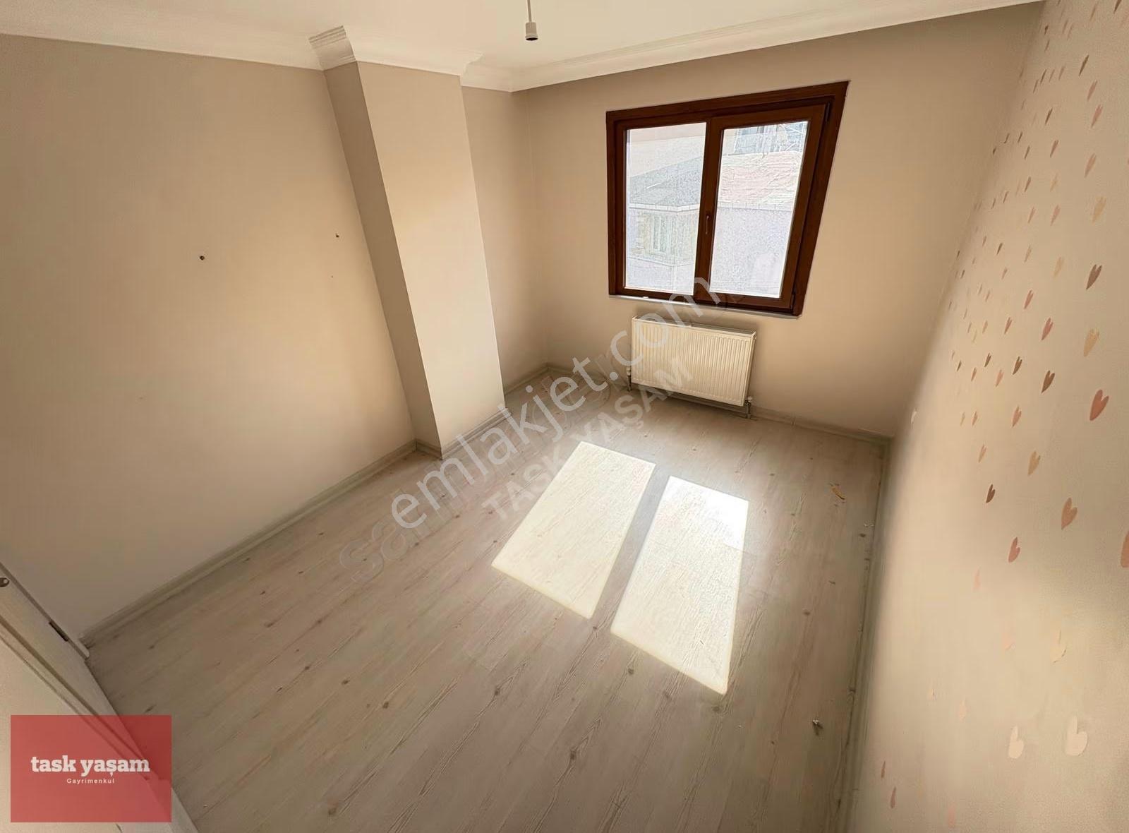 Köşklüçeşme Yeni Bağdat Cad.'de Ön Cephe 2+1 Geniş Satılık Daire - Görsel 9