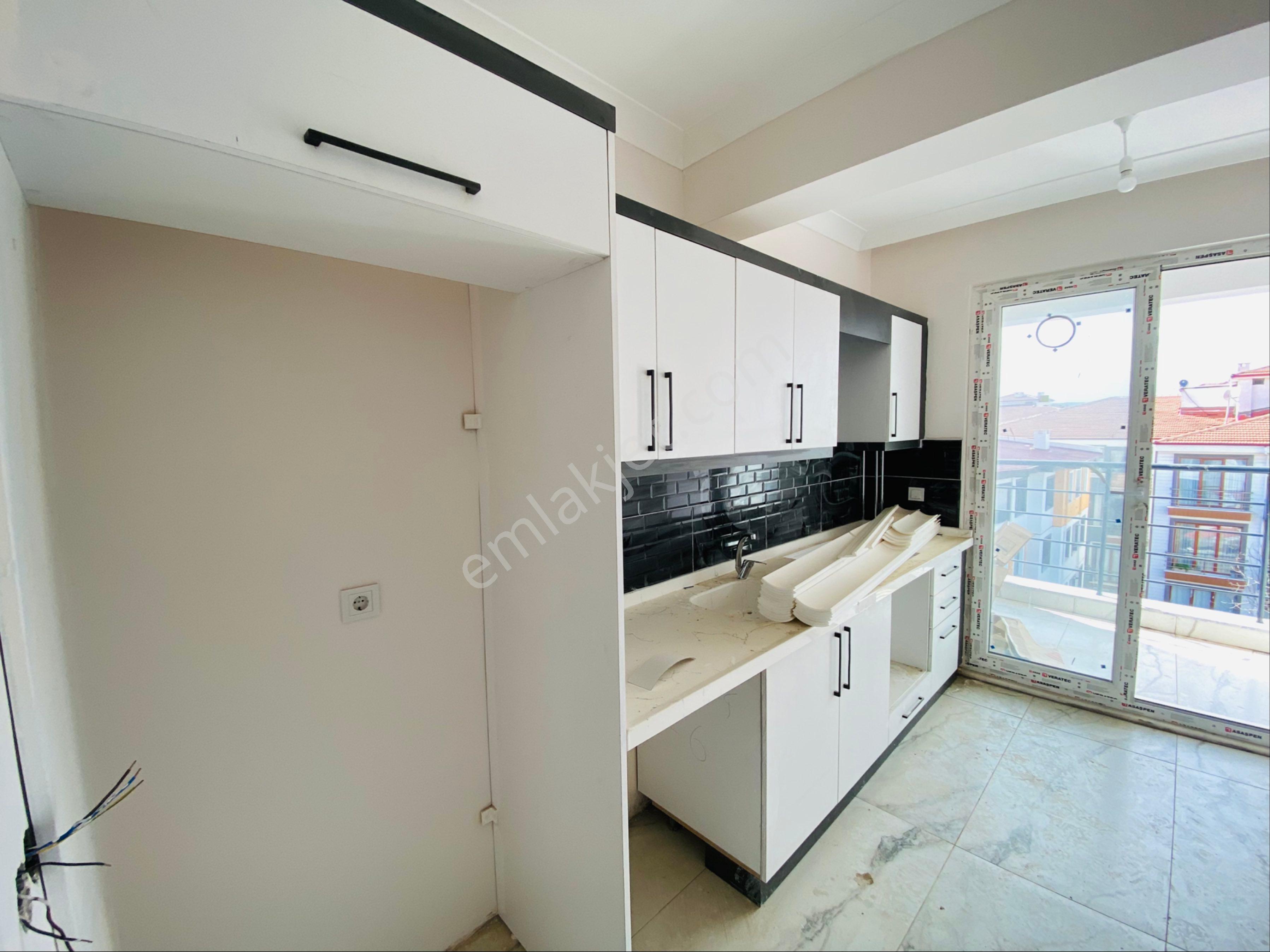 Ateş Emlak'tan Merkezde 2+1 Kapalı Mutfak Kiralık Daire - Görsel 9
