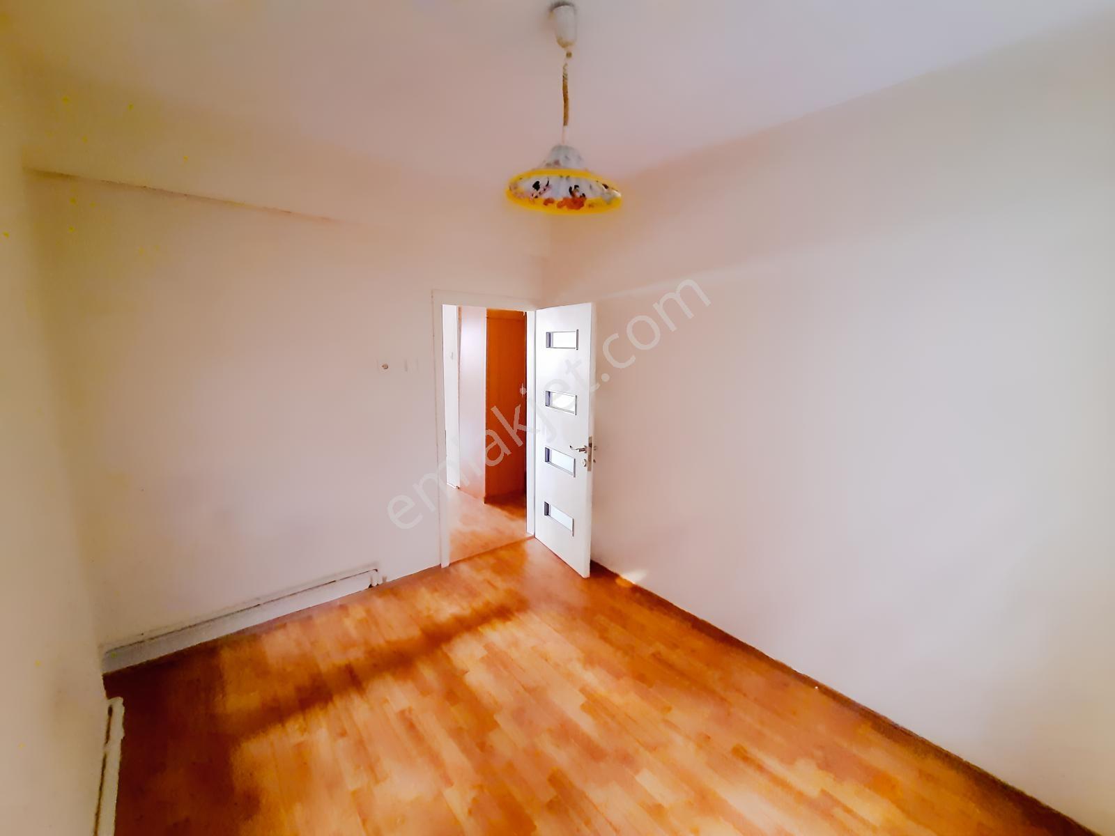 Yağmur Emlaktan Çiftlik Mah. Merkezi Konumda Kiralık 3+1 Daire - Görsel 10
