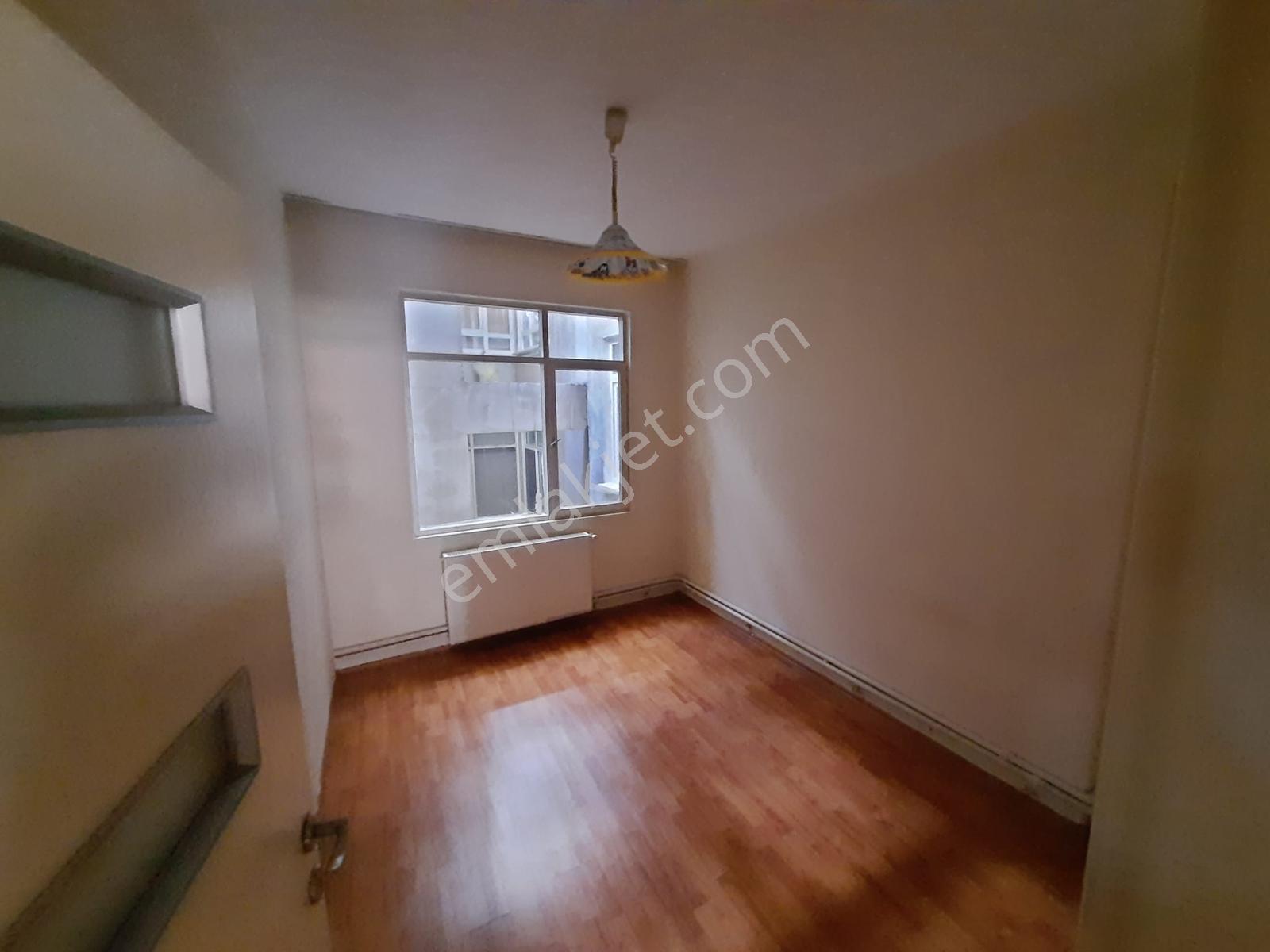 Yağmur Emlaktan Çiftlik Mah. Merkezi Konumda Kiralık 3+1 Daire - Görsel 17