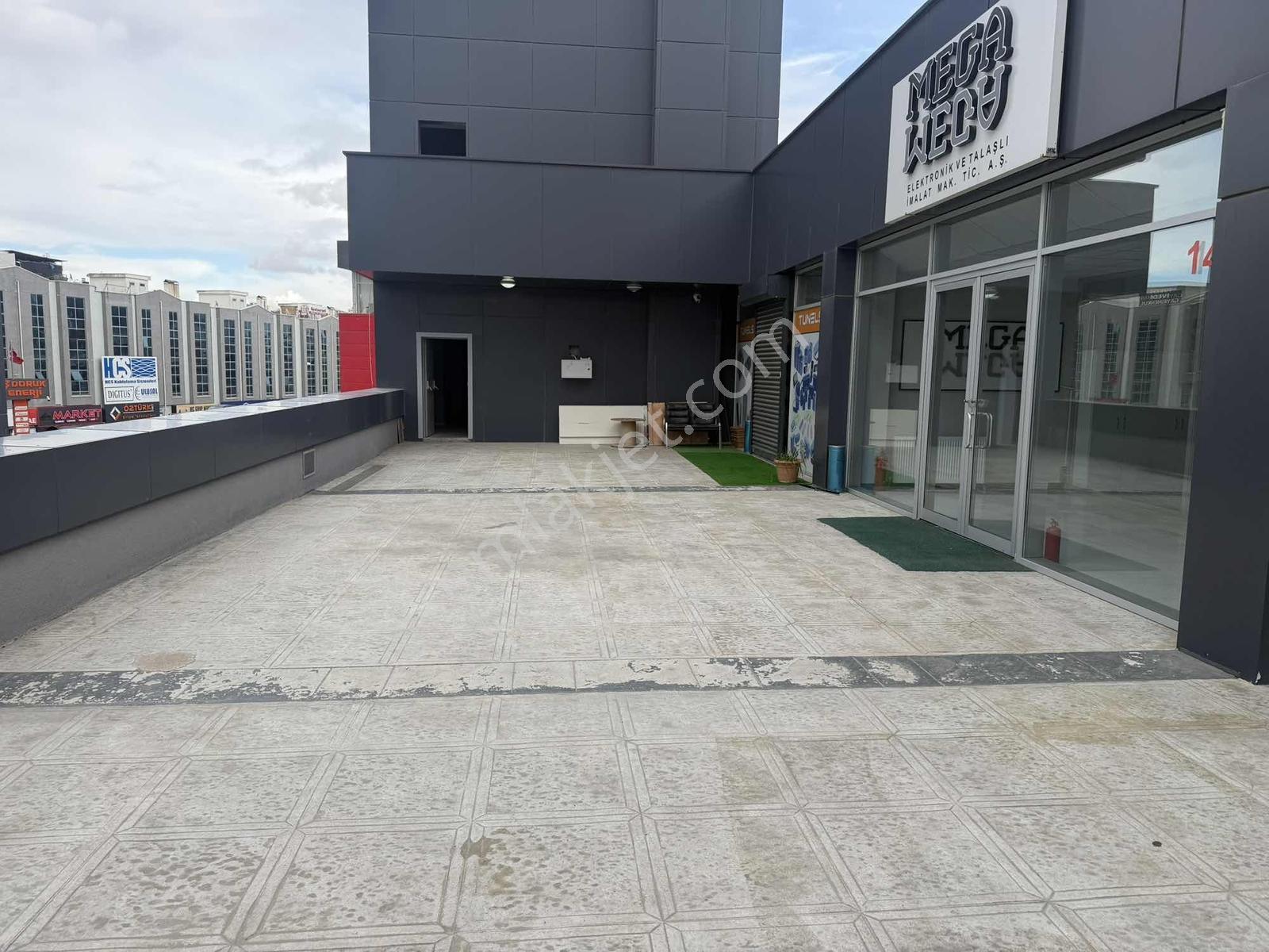 Köşe İvedikte İster Ofis İster Dükkan Şeklinde Kullanılabilir - Görsel 5