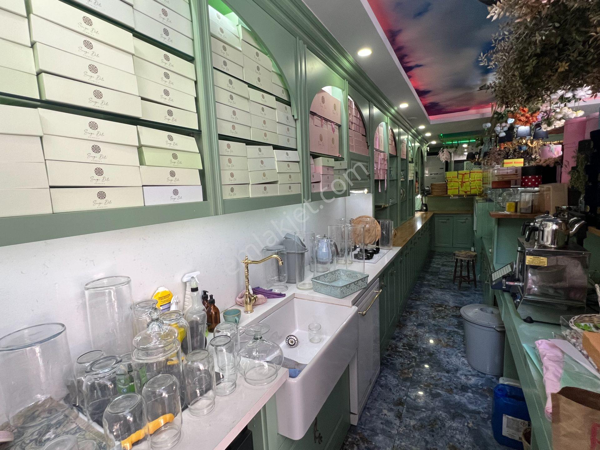 Antalya Kumluca Ana Caddeye Yakın Asma Katlı Dükkan - Görsel 13