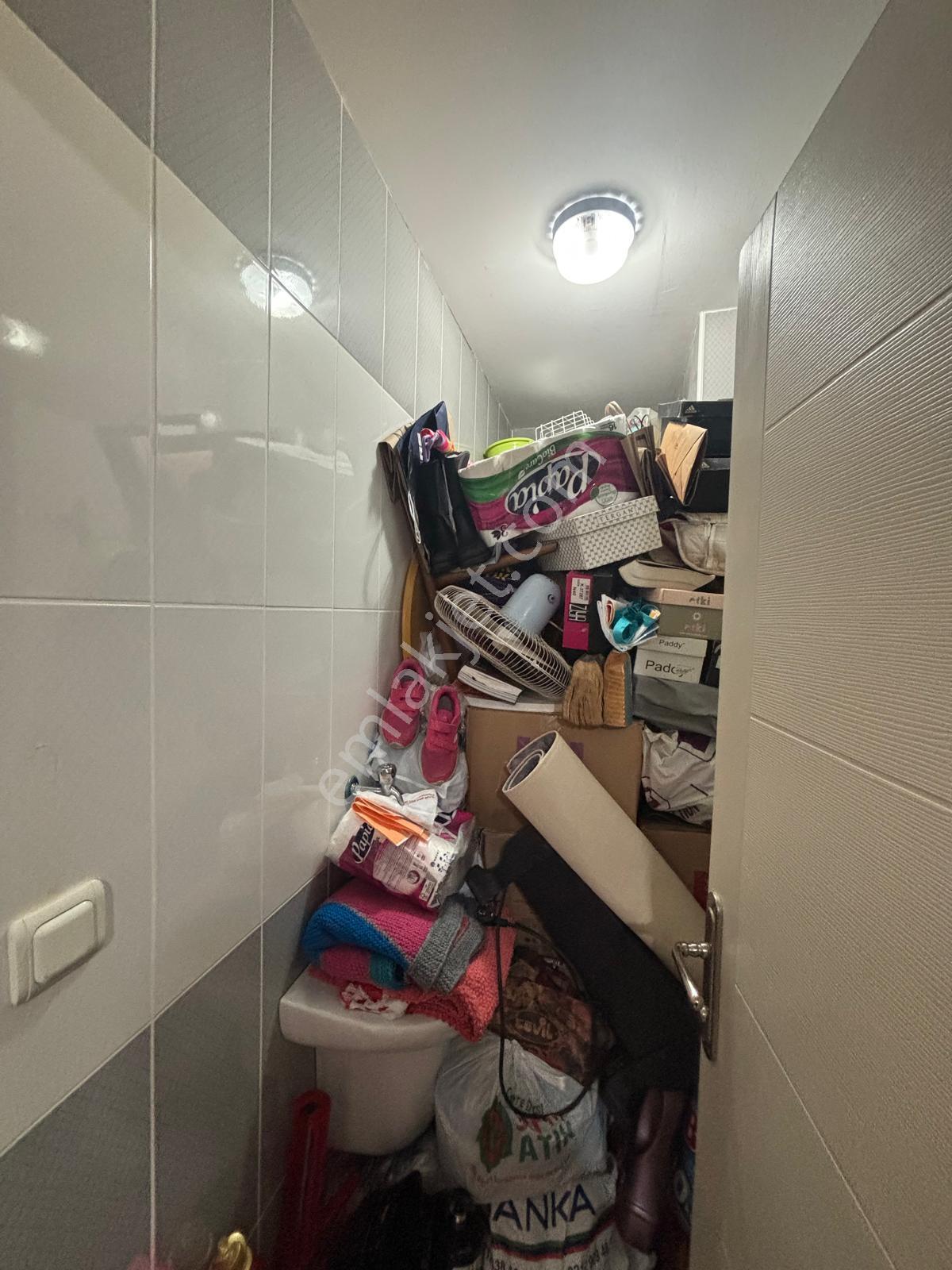 Maltepe Zümrütevler'de Oldukça Kullanışlı Satılık 2+1 Daire - Görsel 21