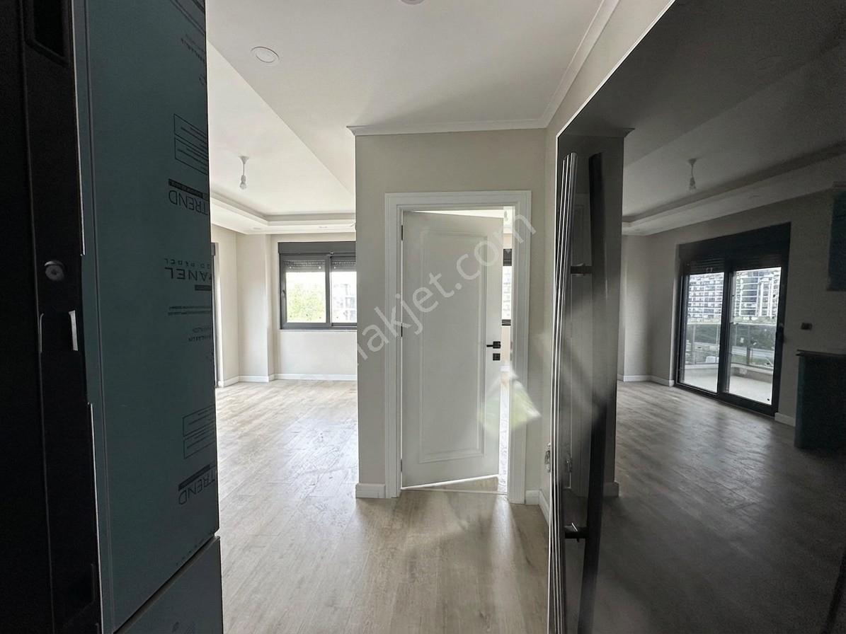 Güney Cephe Havuz Manzaralı 1+1 Daire - Görsel 10