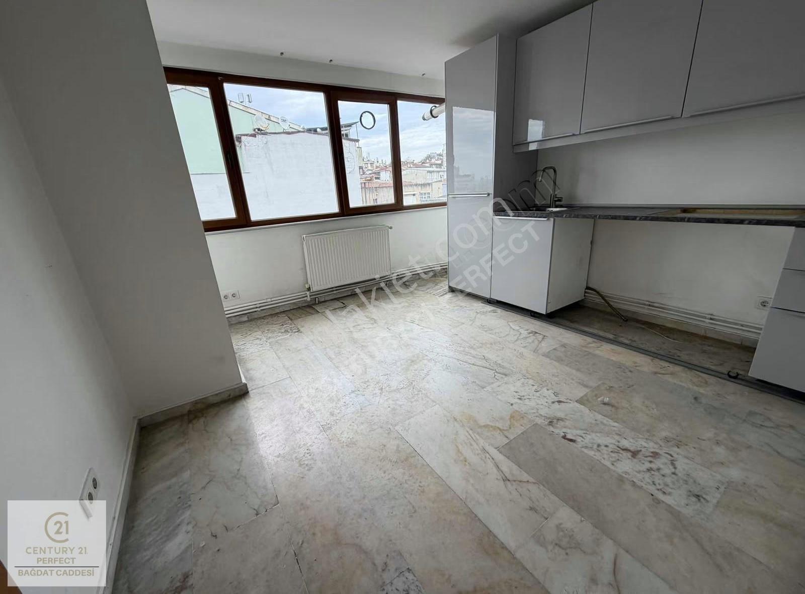 Kadıköy Rıhtım Cad. Üzeri Full Deniz Manzaralı, Prestijli Ofis - Görsel 12