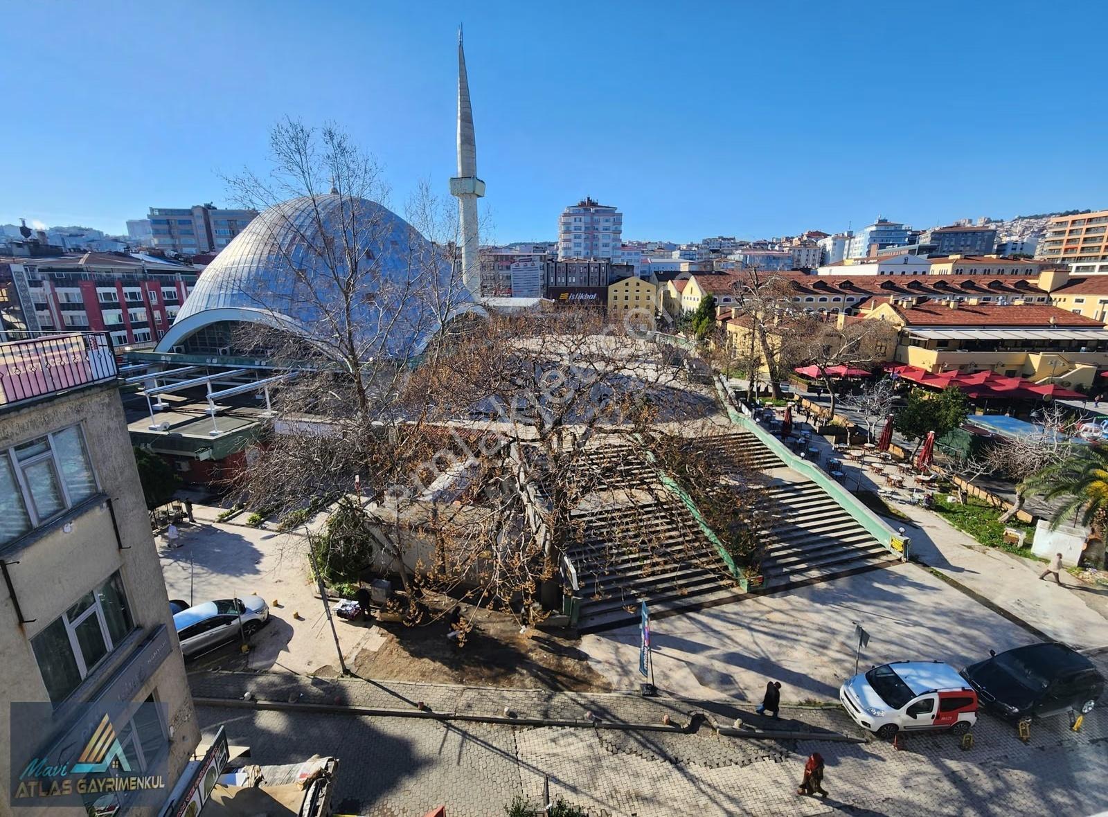 Mavi Atlas'tan Site Camii Katşısı Kiralık Çatı Katı Ofis - Görsel 16