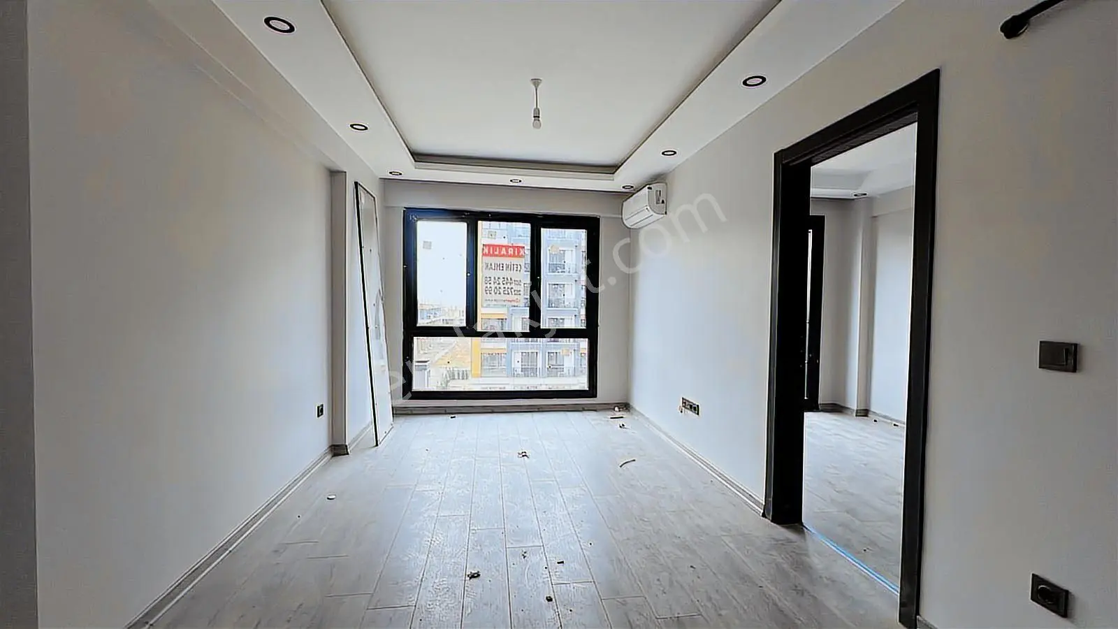 Çerkezköy Tepe'de Havuzlu Site İçerisinde 1+1 Kiralık Daire