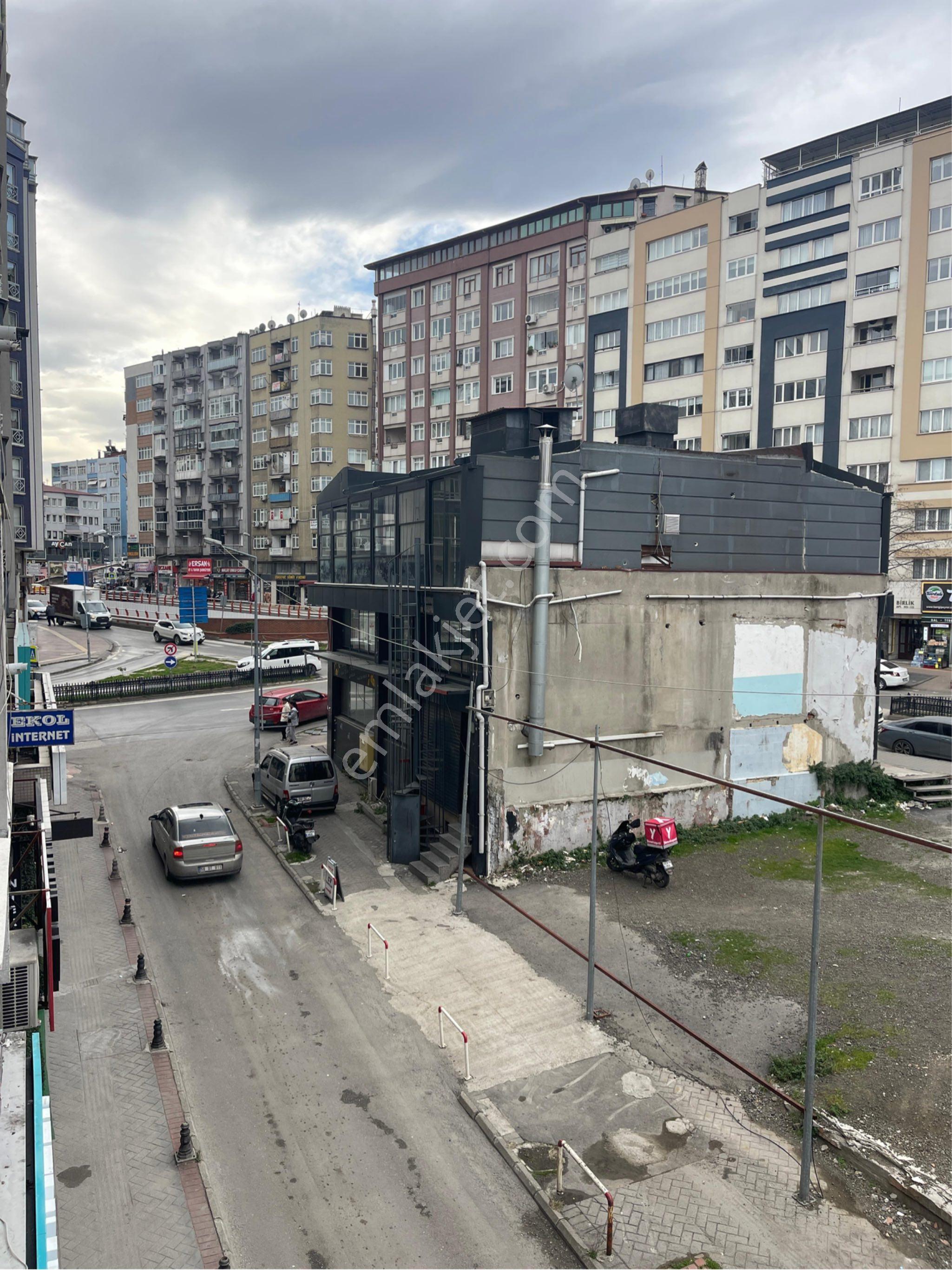 Ulugazi Mahallesinde İci Temiz Kiralık Daire - Görsel 20