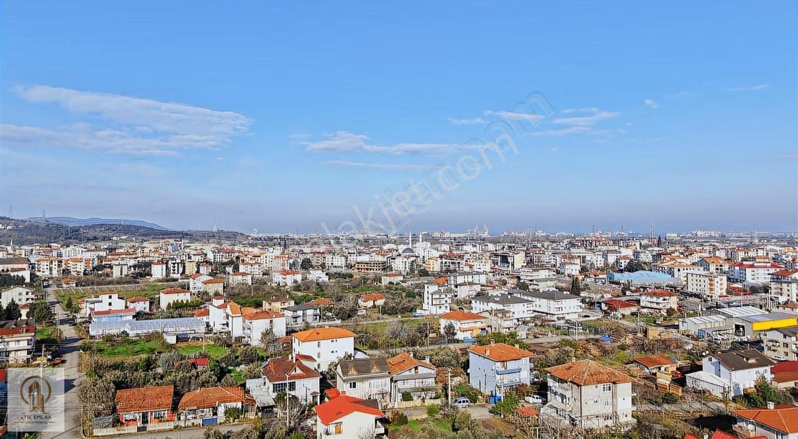 İlçe Merkezine Yakın Satılık Arsa: 441m², %25 İmar - Görsel 13
