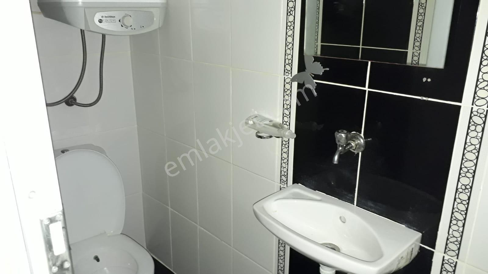 Karabağlar Bozyaka Mah. 2.kat 110 M2 3+1 Klimalı Daire Kiralık. - Görsel 11
