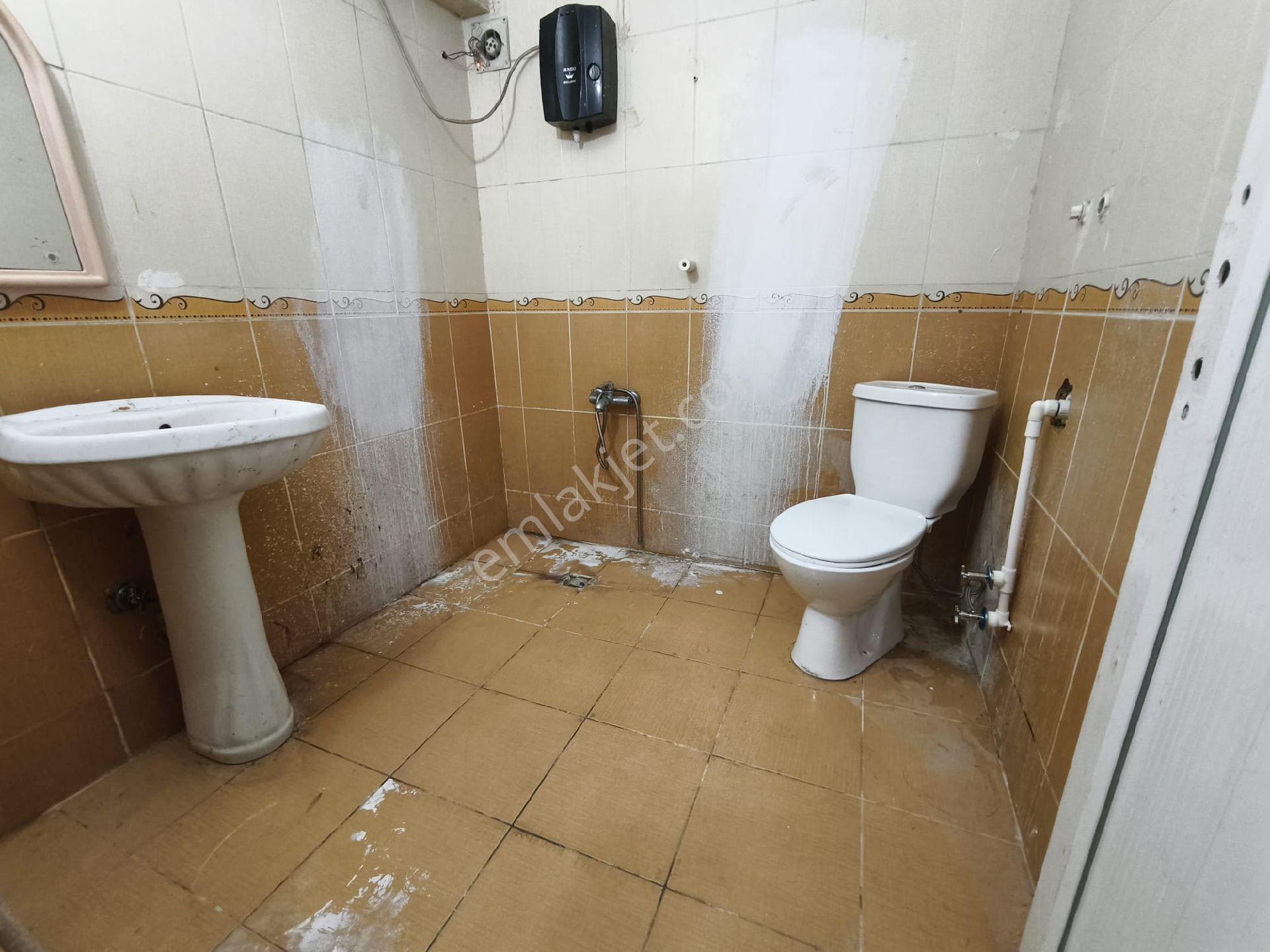 Hicret Emlaktan Esenler Fatih Mah 2+1 107 M2 Satılık Daire Acil - Görsel 20