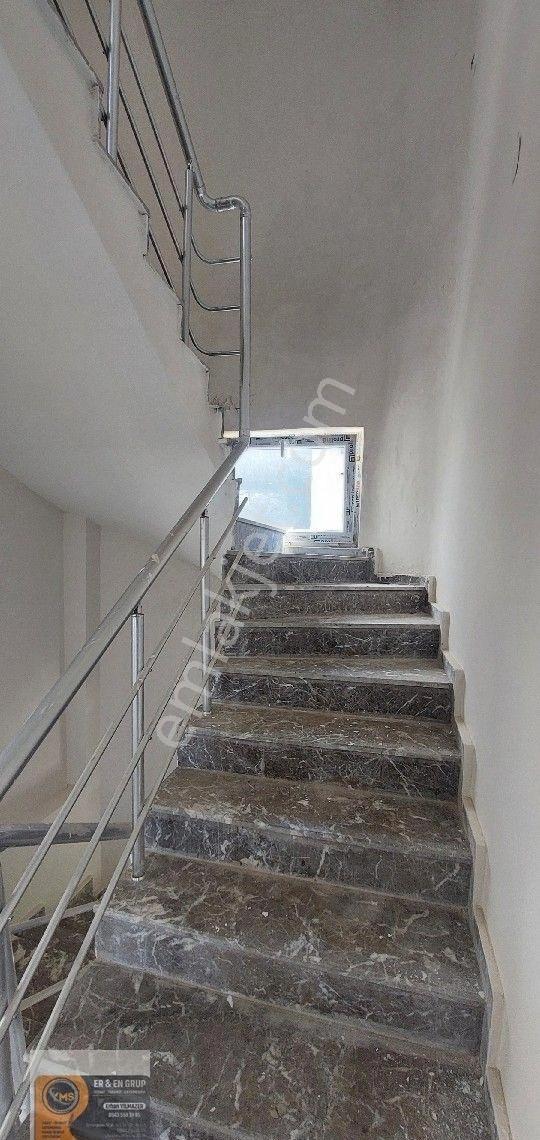 Dikili Salihleraltinda Havuzlu Site İçerisinde 3+1 Satılık Tribleks Villa - Görsel 16