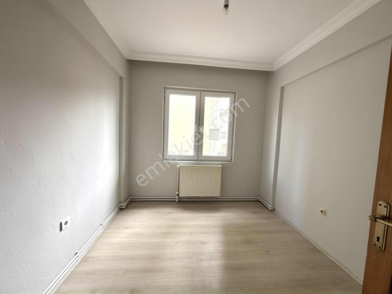 Arzum Gayrimenkul Danışmanlıktan 4+1 Bakımlı Daire - Görsel 23