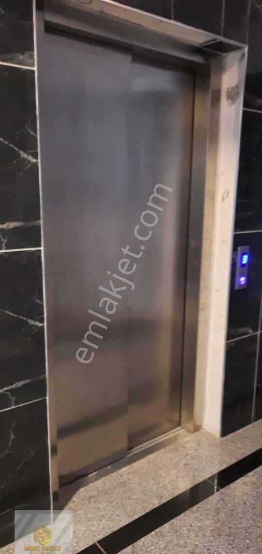 Bahçelievler Mahallesinde Seylap Caddesi Yakını Kiralık 1+1 Daire - Görsel 17