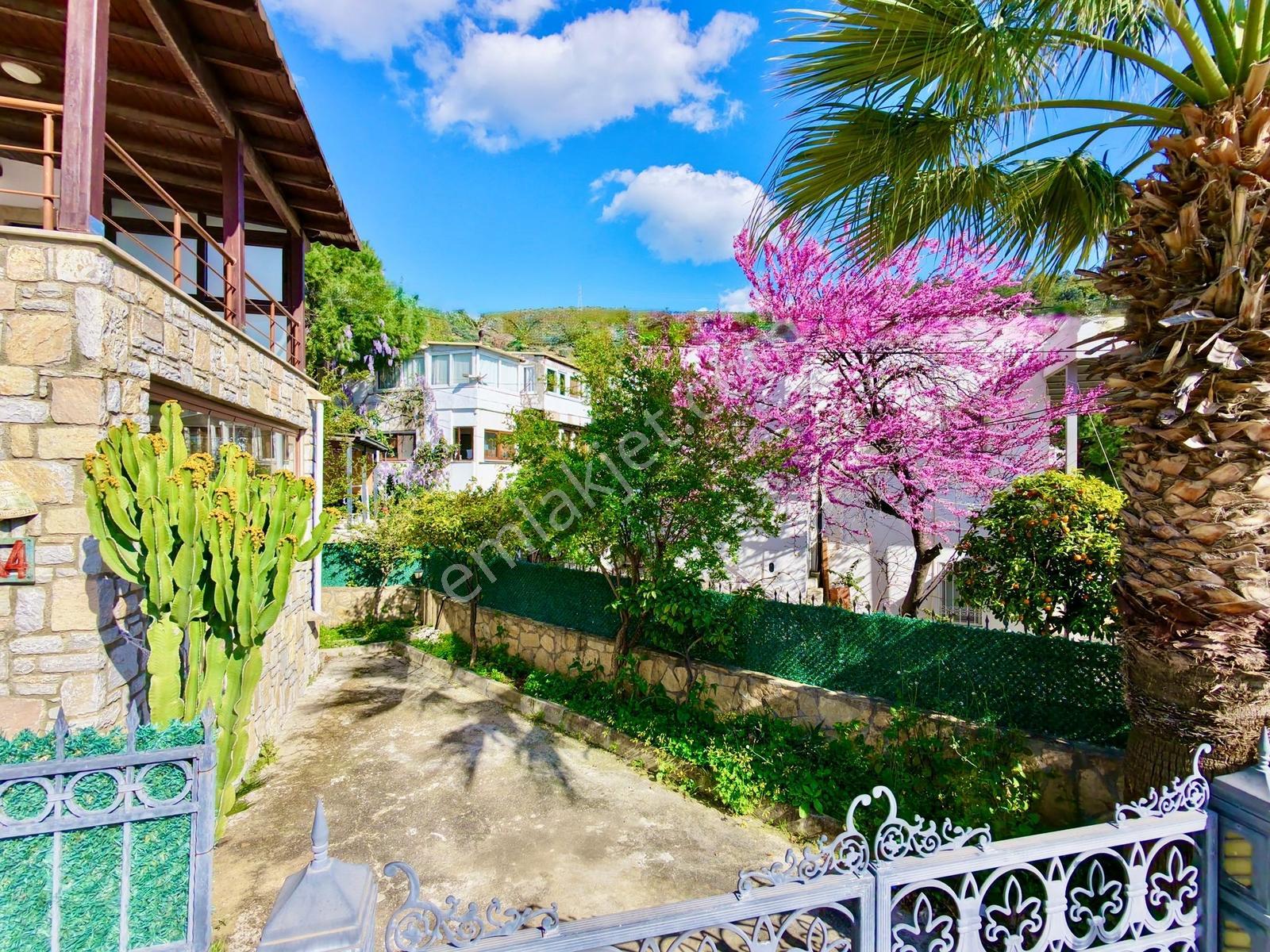Kumbahçede Keyifli Müstakil Villa - Görsel 12