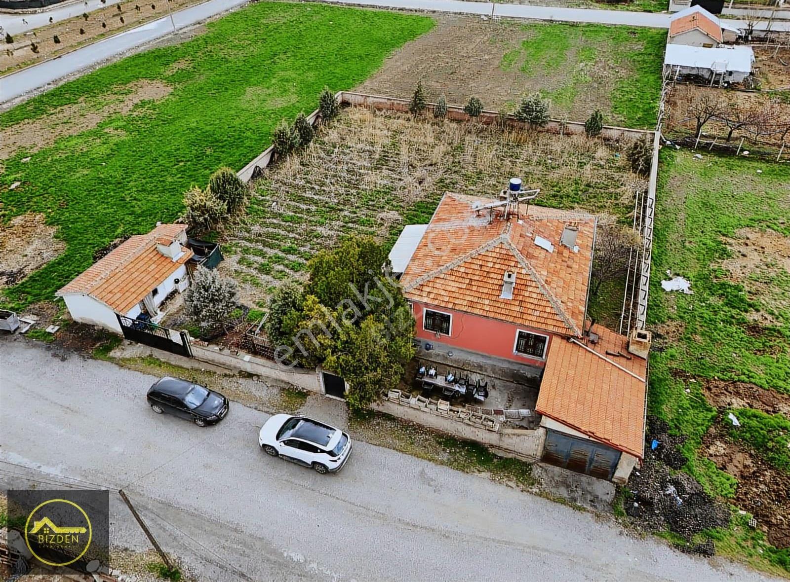 Meram Çomaklı'da 1243 M2 Arsa İçerisinde 2+1 Satılık Müstakil Ev - Görsel 11