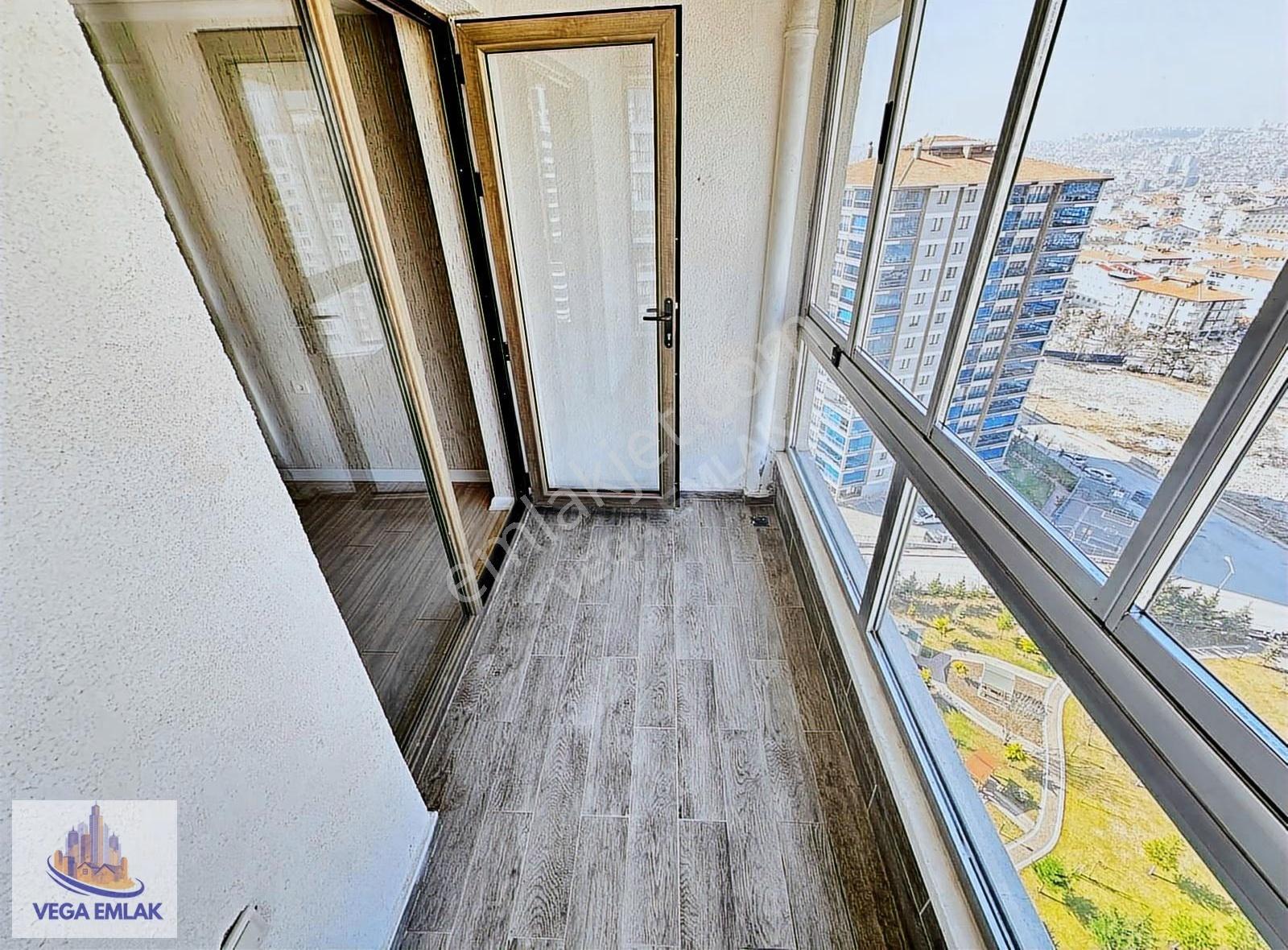 Vega Emlaktan Manzaralı Merkezi Lokasyonda 4+1 Site Dairesi - Görsel 16