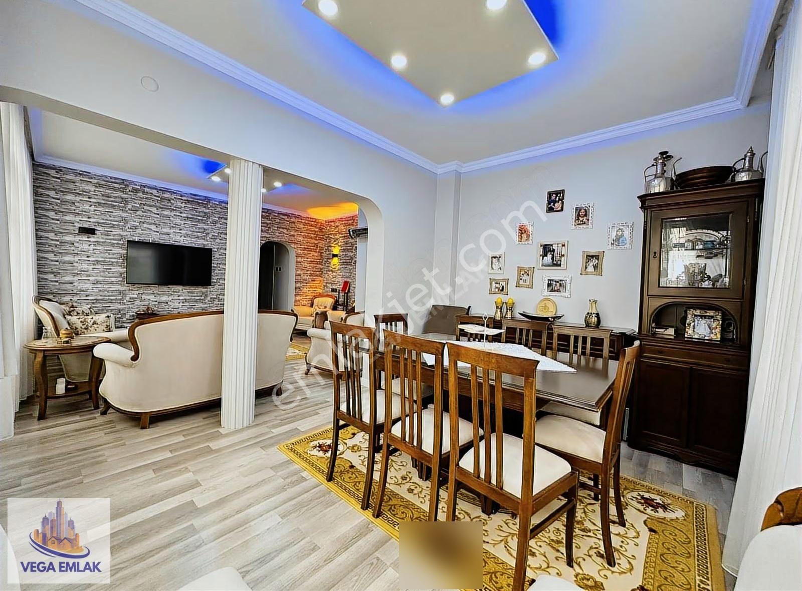 Vega Emlak'tan Çevreli'de Cadde Üstü Full Yapılı Giriş Kat Daire - Görsel 27