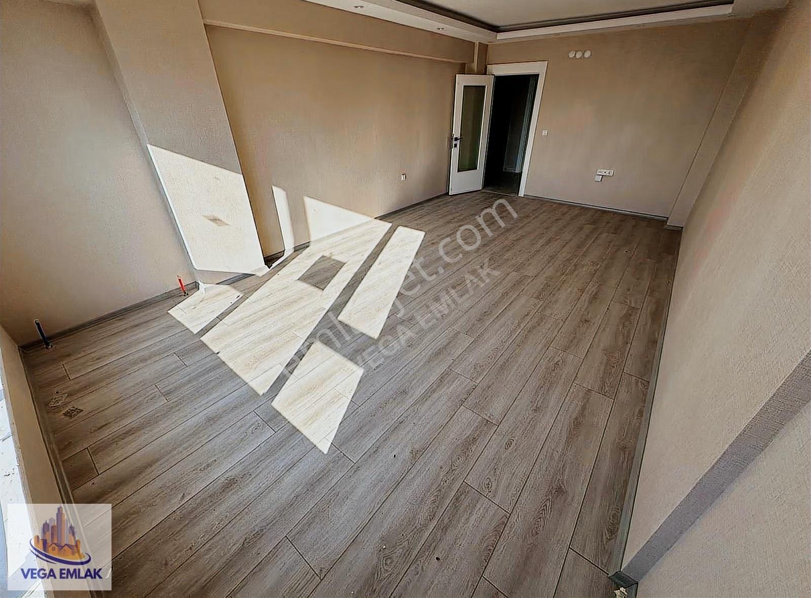 Vega Emlak'tan Cadde Kenarı Sıfır Ara Kat Avantajlı Sıfır Daire - Görsel 13