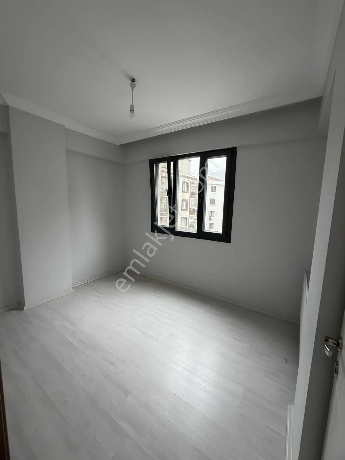 Emlak Center'dan Kiralık Yeni Mahallede 2+1 Açık Mutfak Daire - Görsel 19
