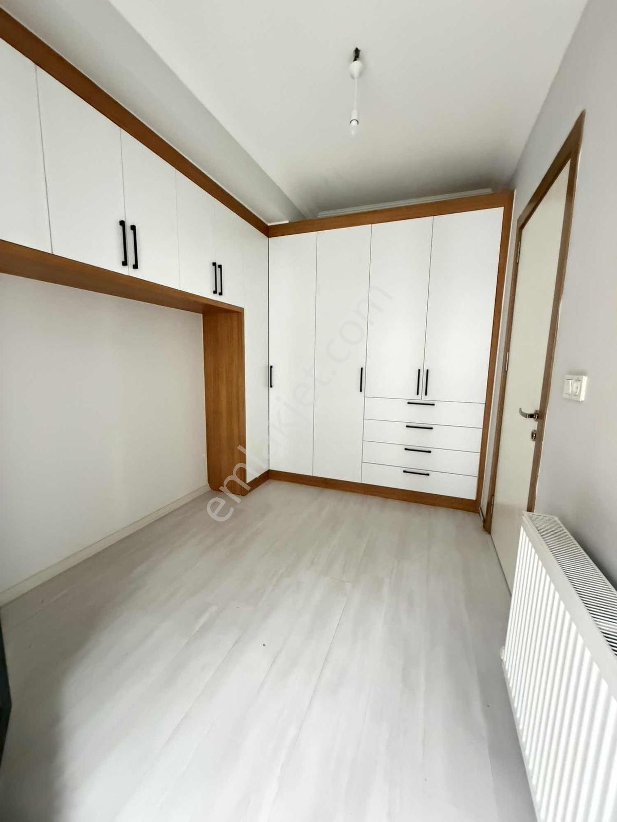 Emlak Center'dan Kiralık Yeni Mahallede 2+1 Açık Mutfak Daire - Görsel 6