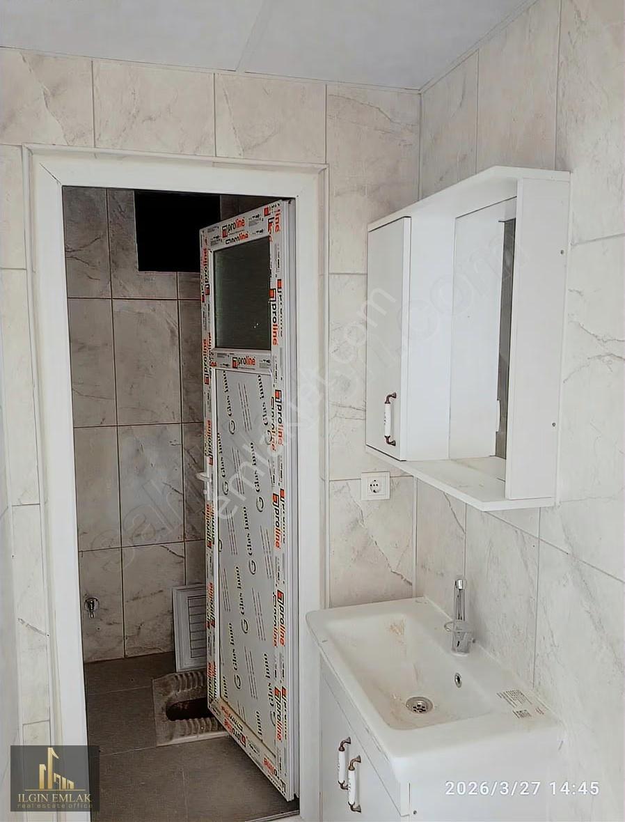 Ucarı Mahallesinde Çarşı İçi Satılık Daire - Görsel 20