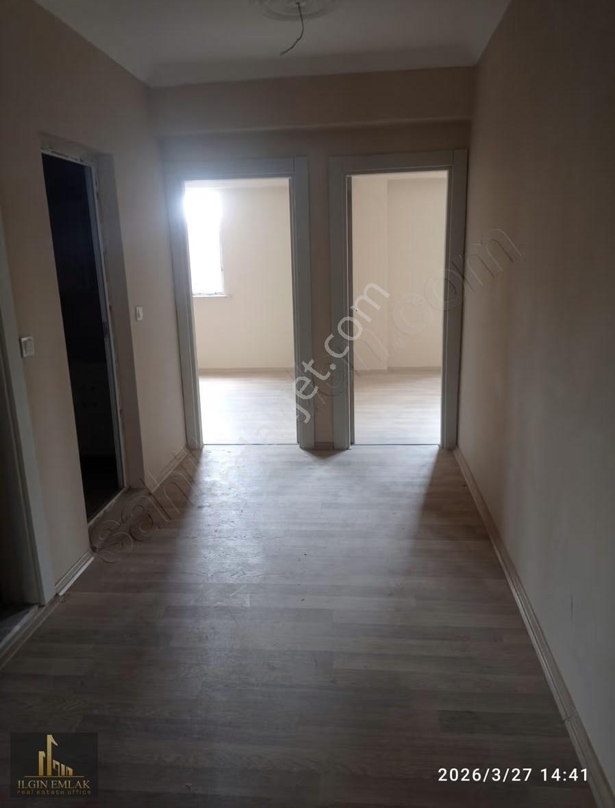 Ucarı Mahallesinde Çarşı İçi Satılık Daire - Görsel 9