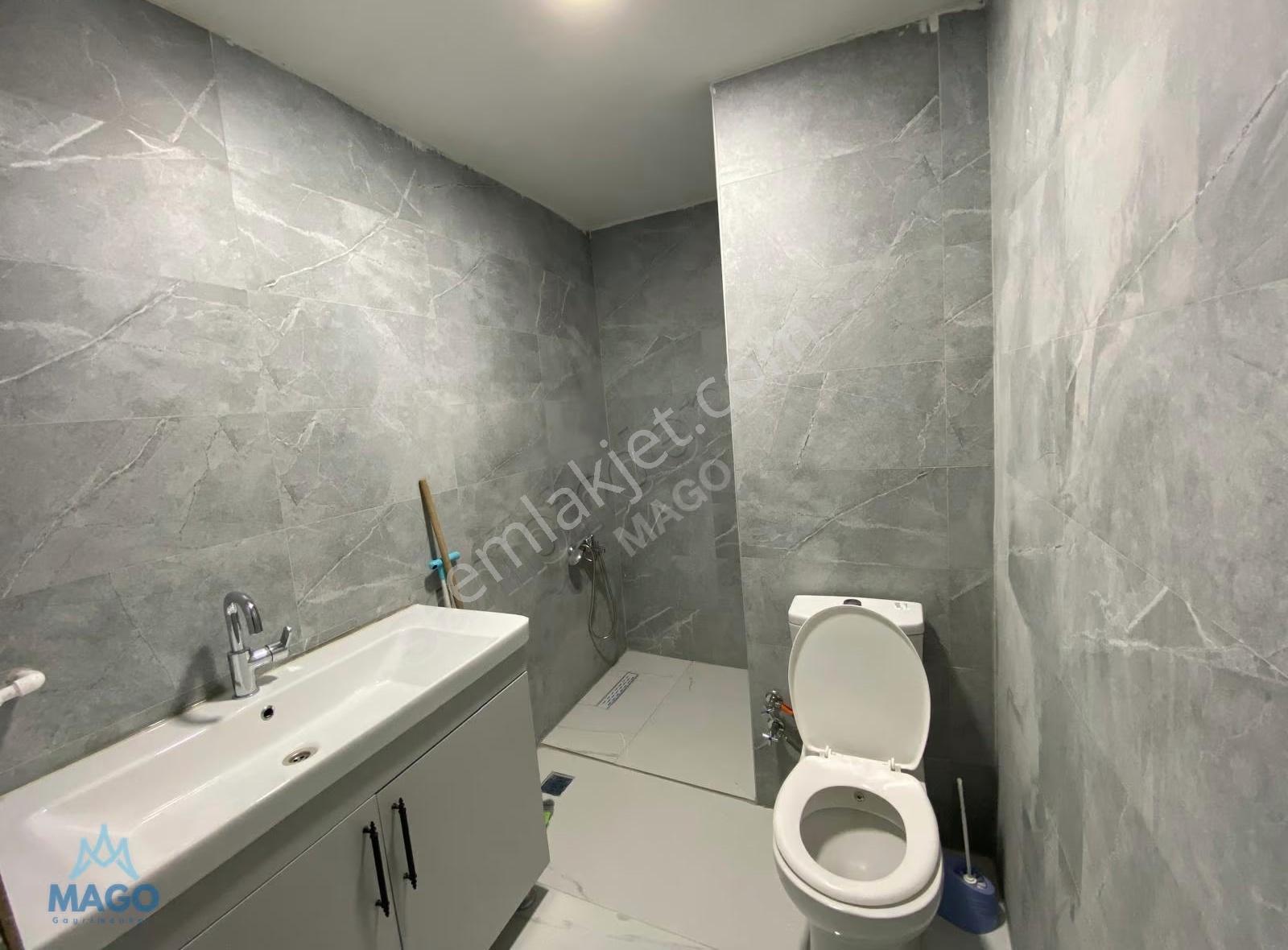 Karaca Plazada Yapılı Geniş Ferah 3+1 Kiralık Ofis - Görsel 12
