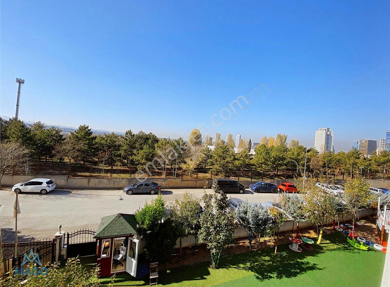 Karaca Plazada Yapılı Geniş Ferah 3+1 Kiralık Ofis - Görsel 16