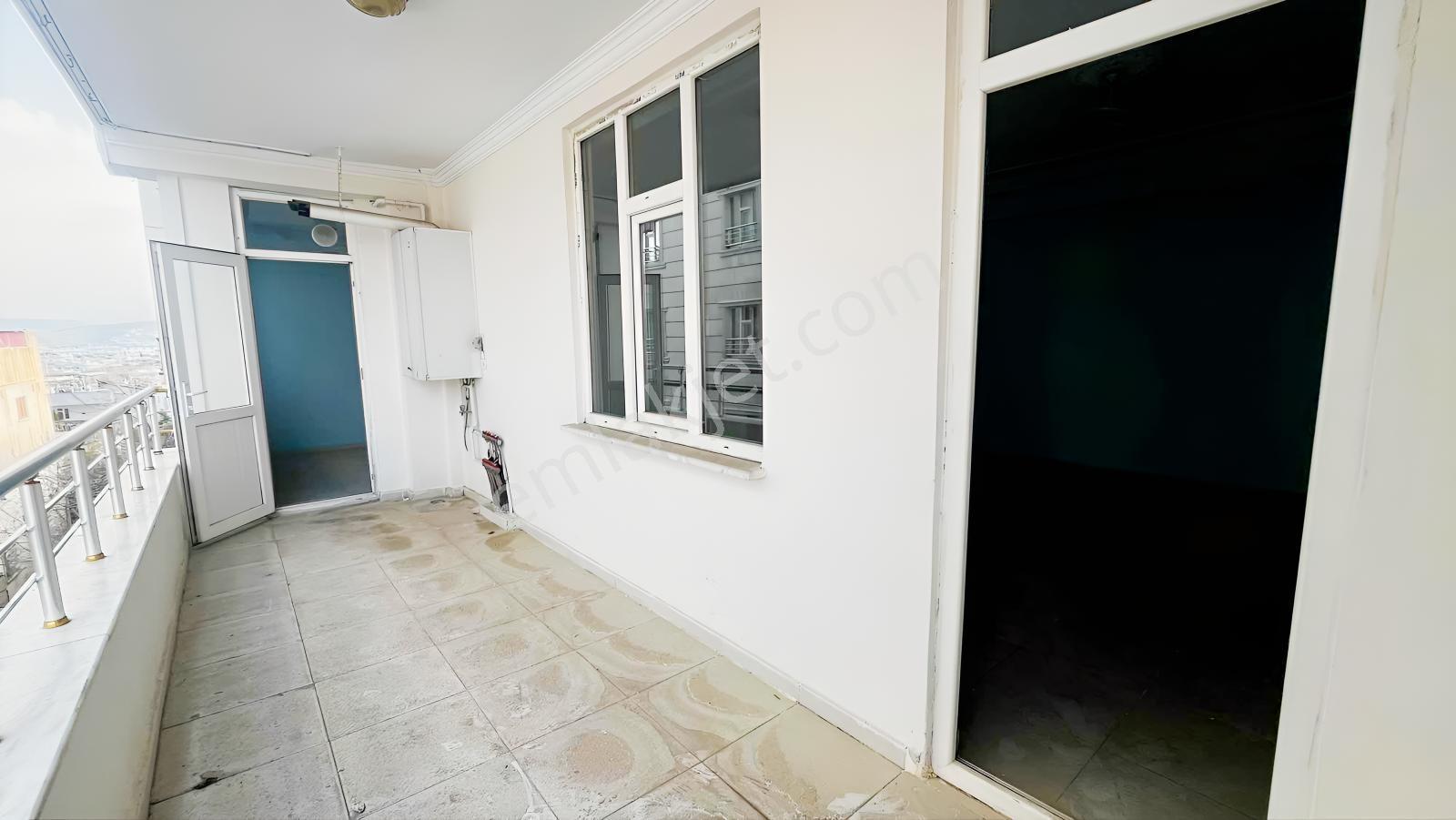 Siirt Park Avm Çevresi Kiralık 3+1 Daire - Görsel 26