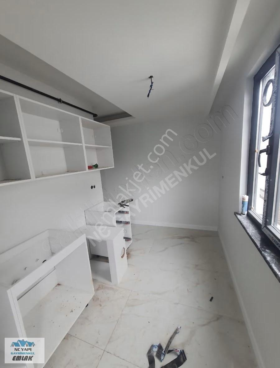 Her Kat Tek Daire. Çift Balkonlu 2+1 Sıfır Arakat Daire - Görsel 6