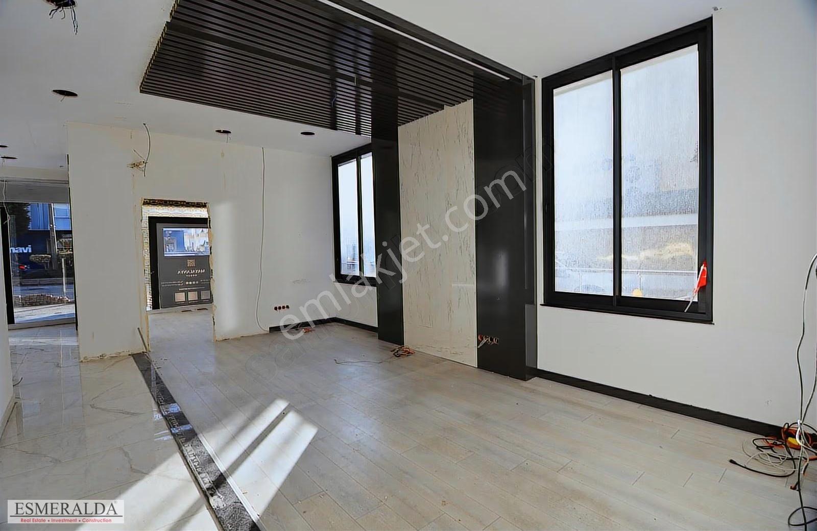 Alanya Atatürk Caddesinde 300m2 Kiralık Dükkan - Görsel 9