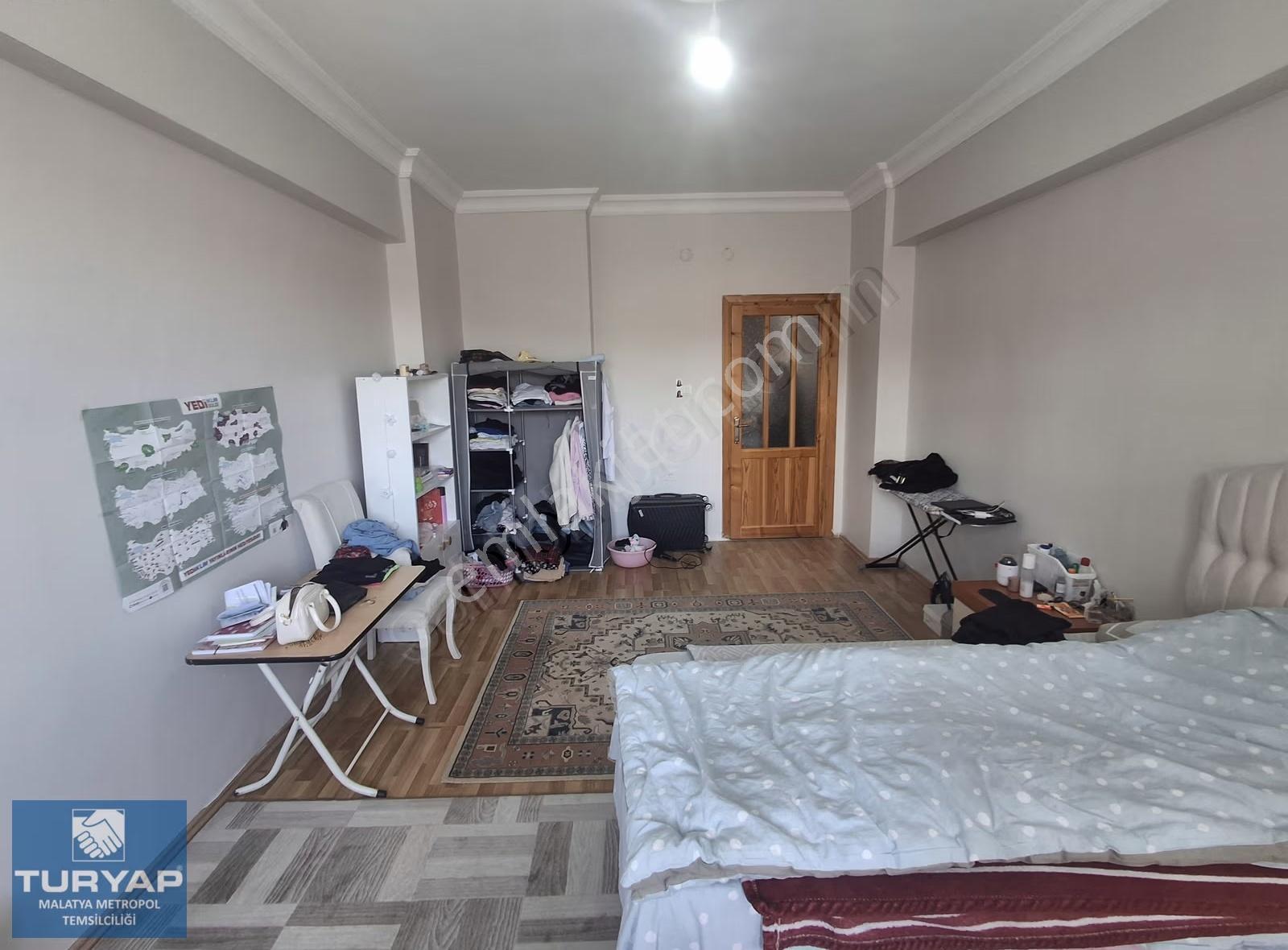Turyap Metropol'den Zapçıoğlu Caddesi Üzeri 3+1 Satılık Daire - Görsel 3