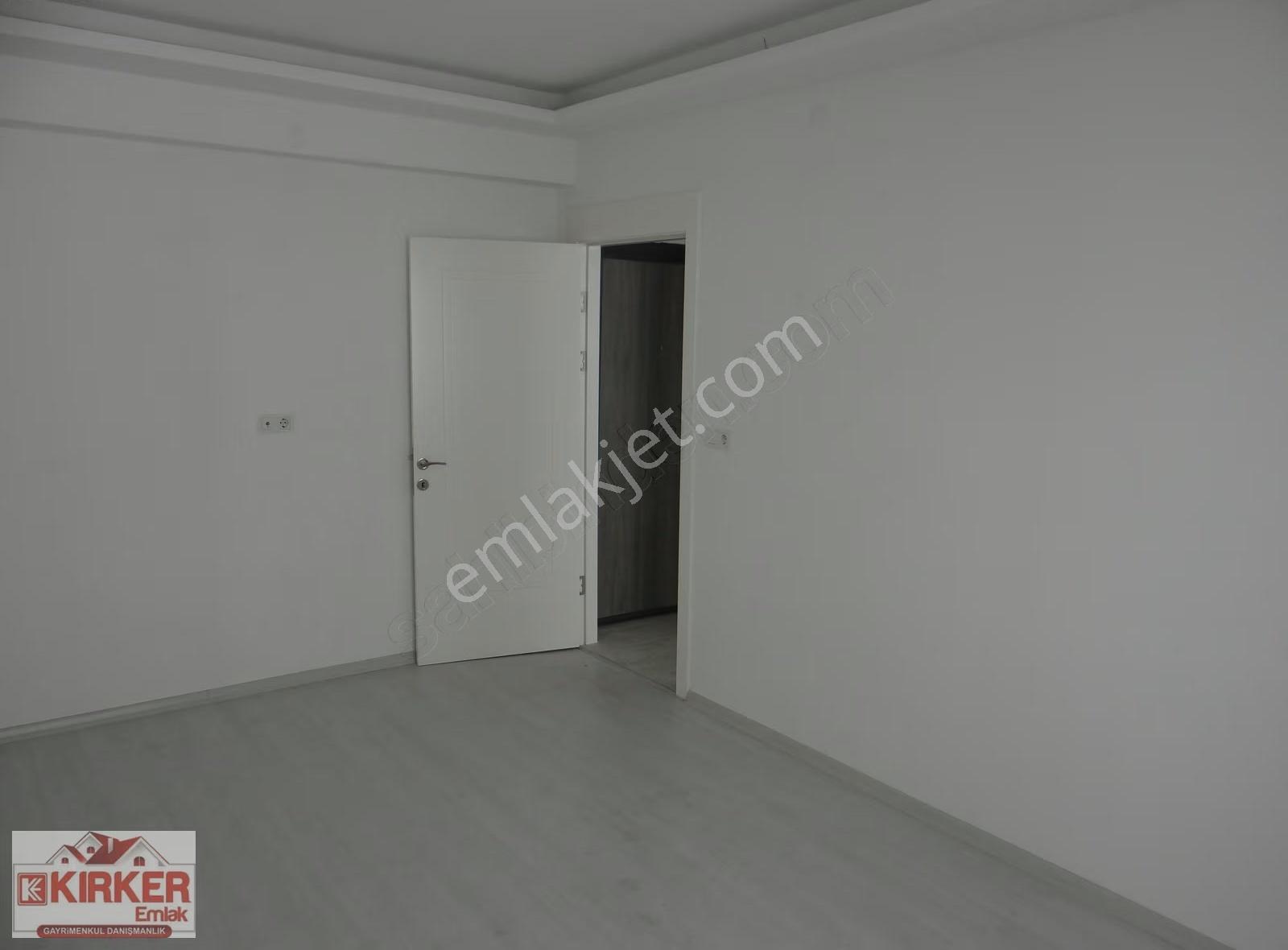Kırker'den Cumhuriyet Mh. 3+1 Kiralık Fırsat Lüx Daire ! - Görsel 4