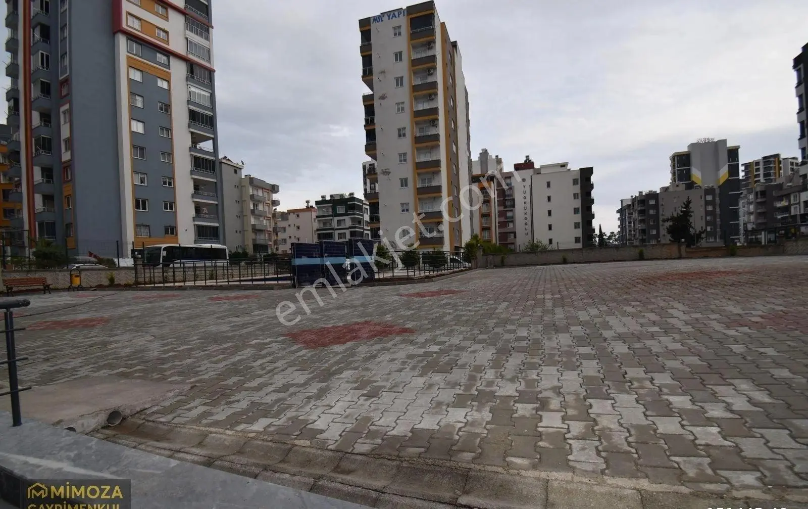 Tece'de Cadde Üzerinde, Deniz Manzaralı, Havuzlu, Satılık 1+1 - Görsel 3