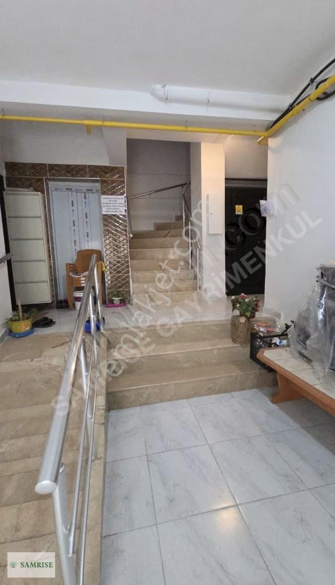 Samrıse Gayrimenkul'den Derebahçe'de Satılık 2+1 Daire