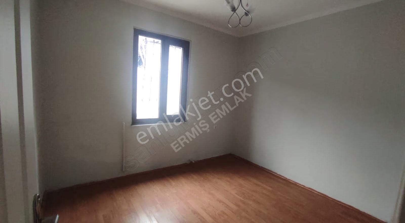 Kayalıoğlu 4+1 Bahçeli Kolej Yanı Satılık Villa - Görsel 2